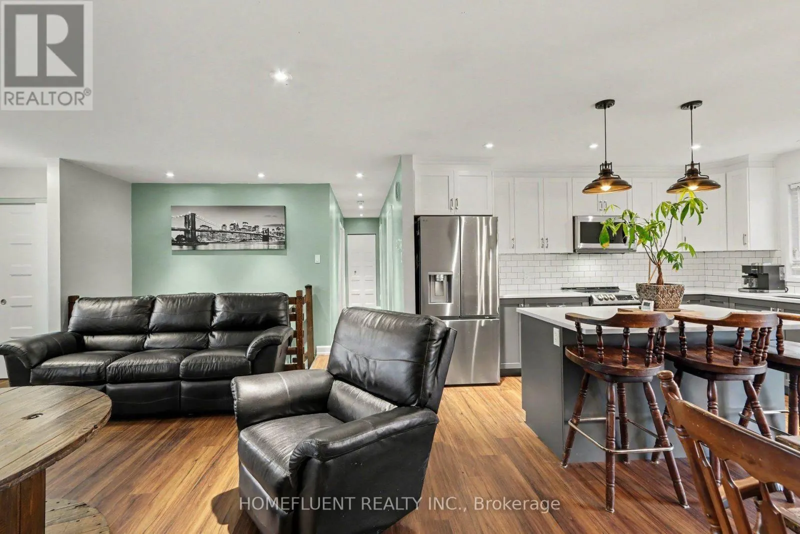 1485 LAVIGNE ROAD