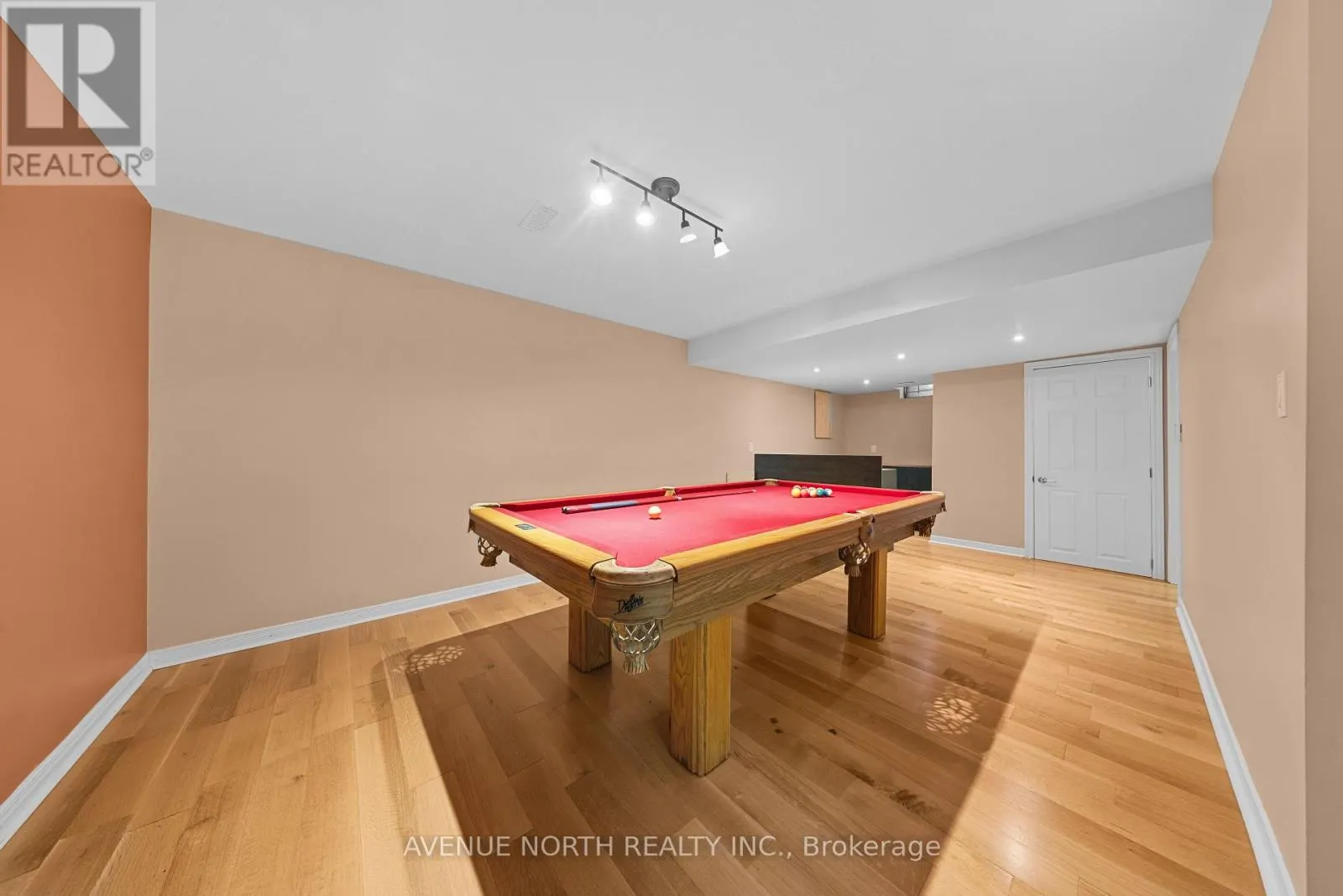 35 WYNFORD AVENUE