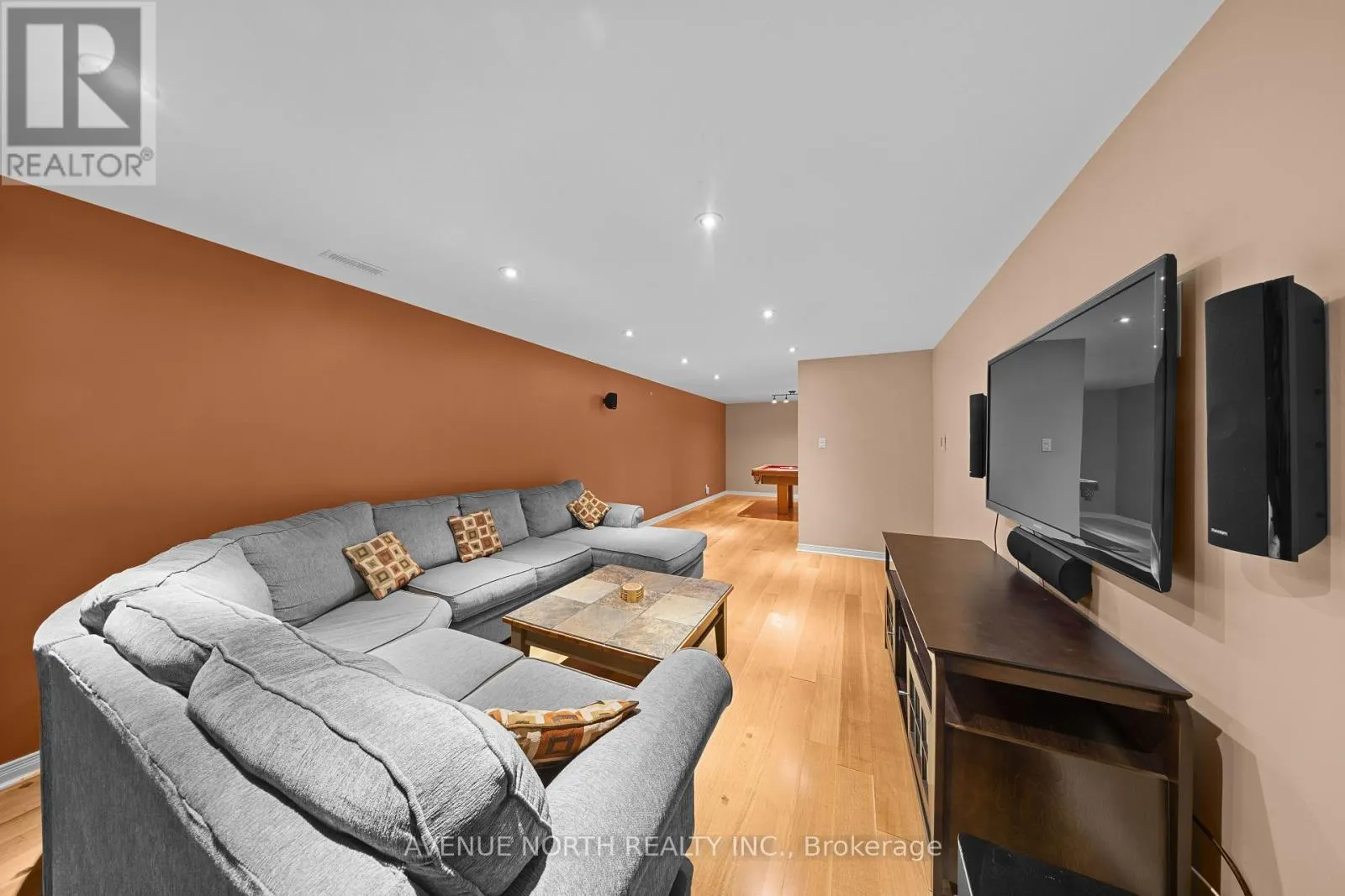 35 WYNFORD AVENUE