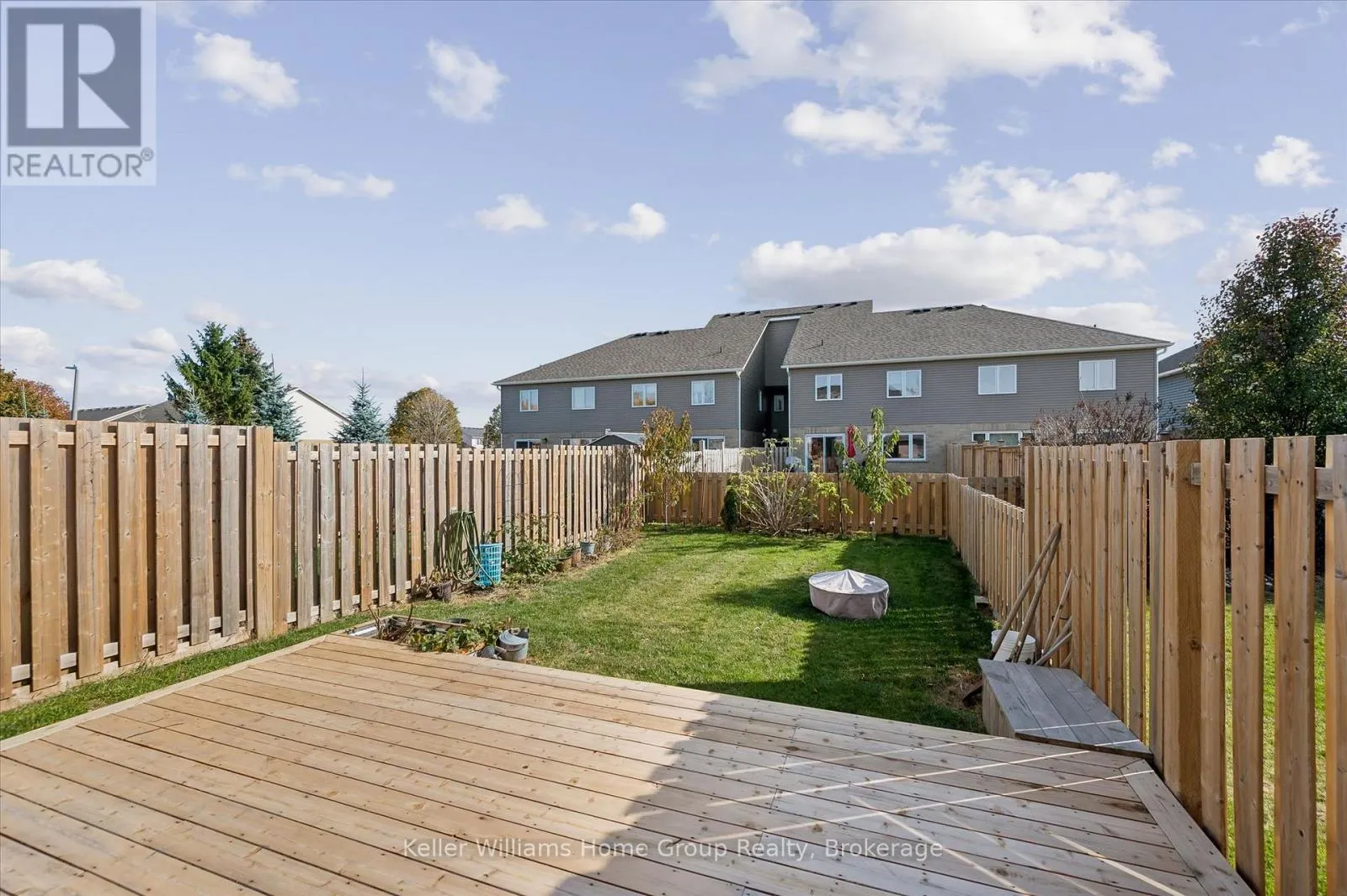 63 YORK STREET E