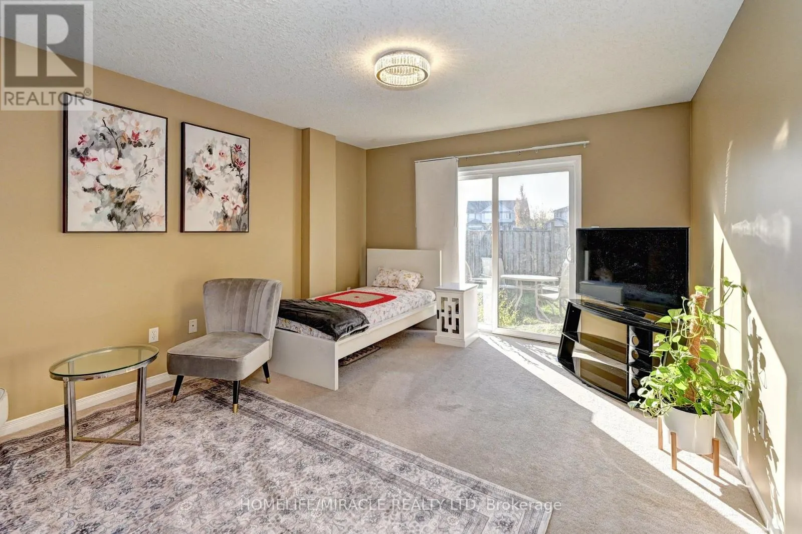 62 FALLOWFIELD DRIVE