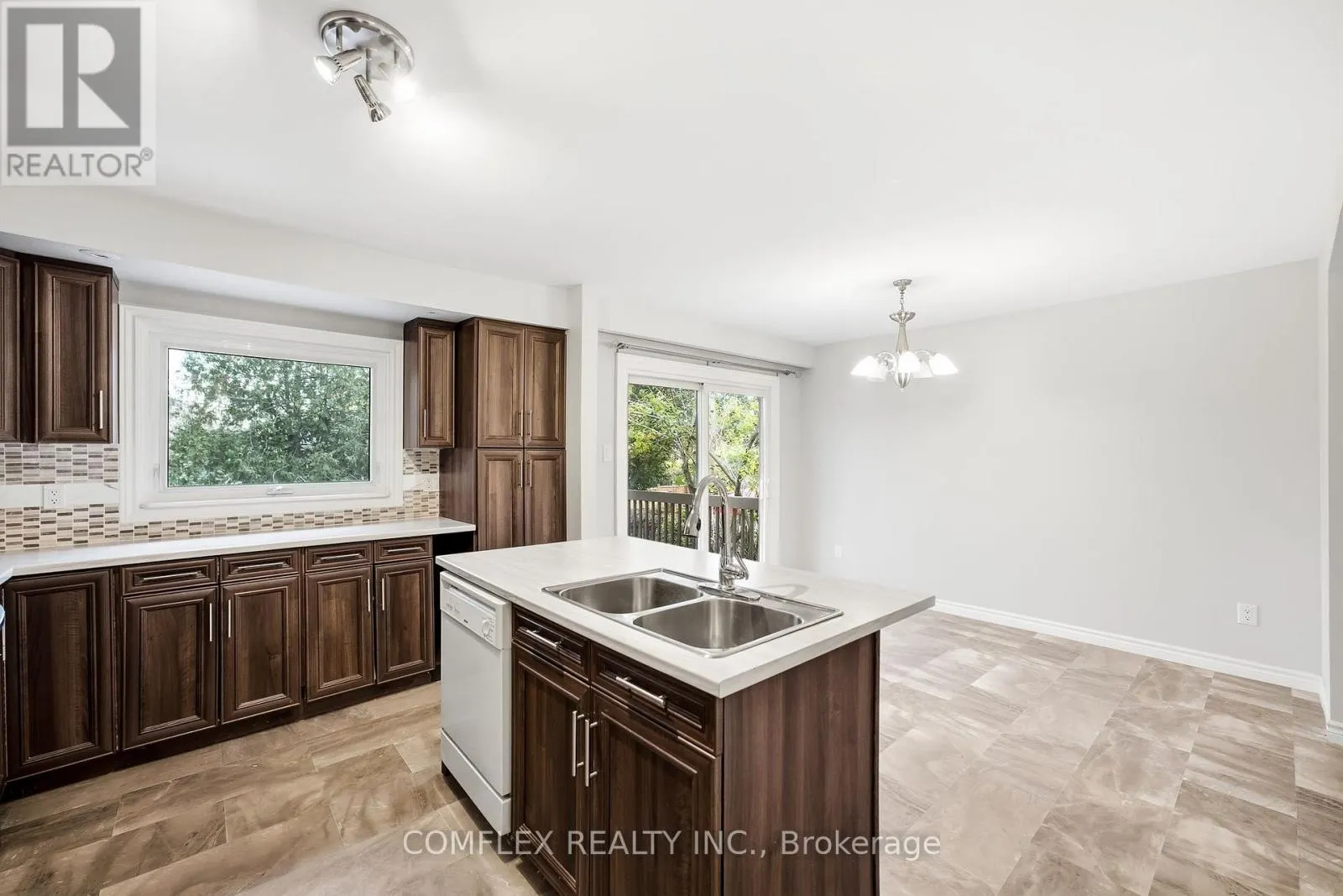 2651 MARSDALE DRIVE