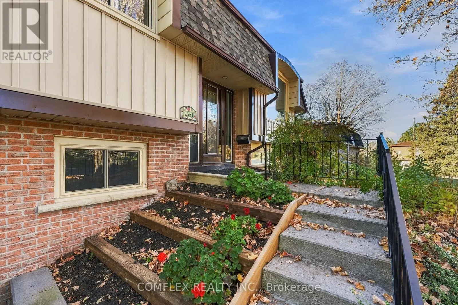 2651 MARSDALE DRIVE