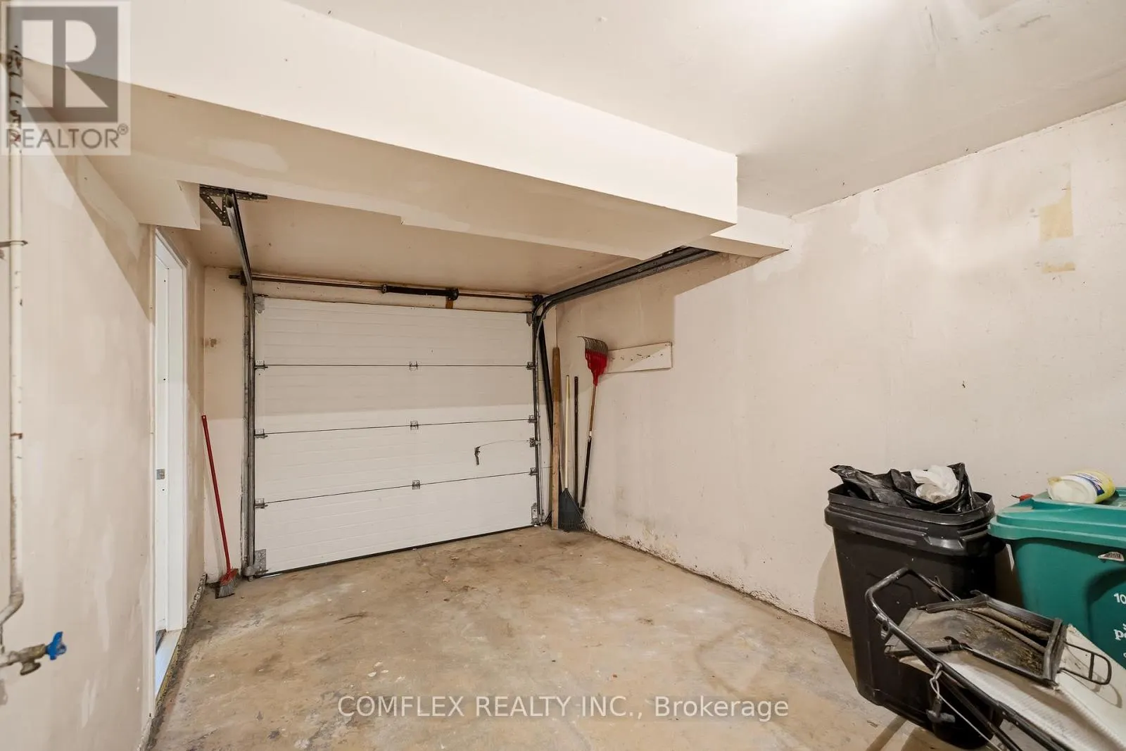 2651 MARSDALE DRIVE