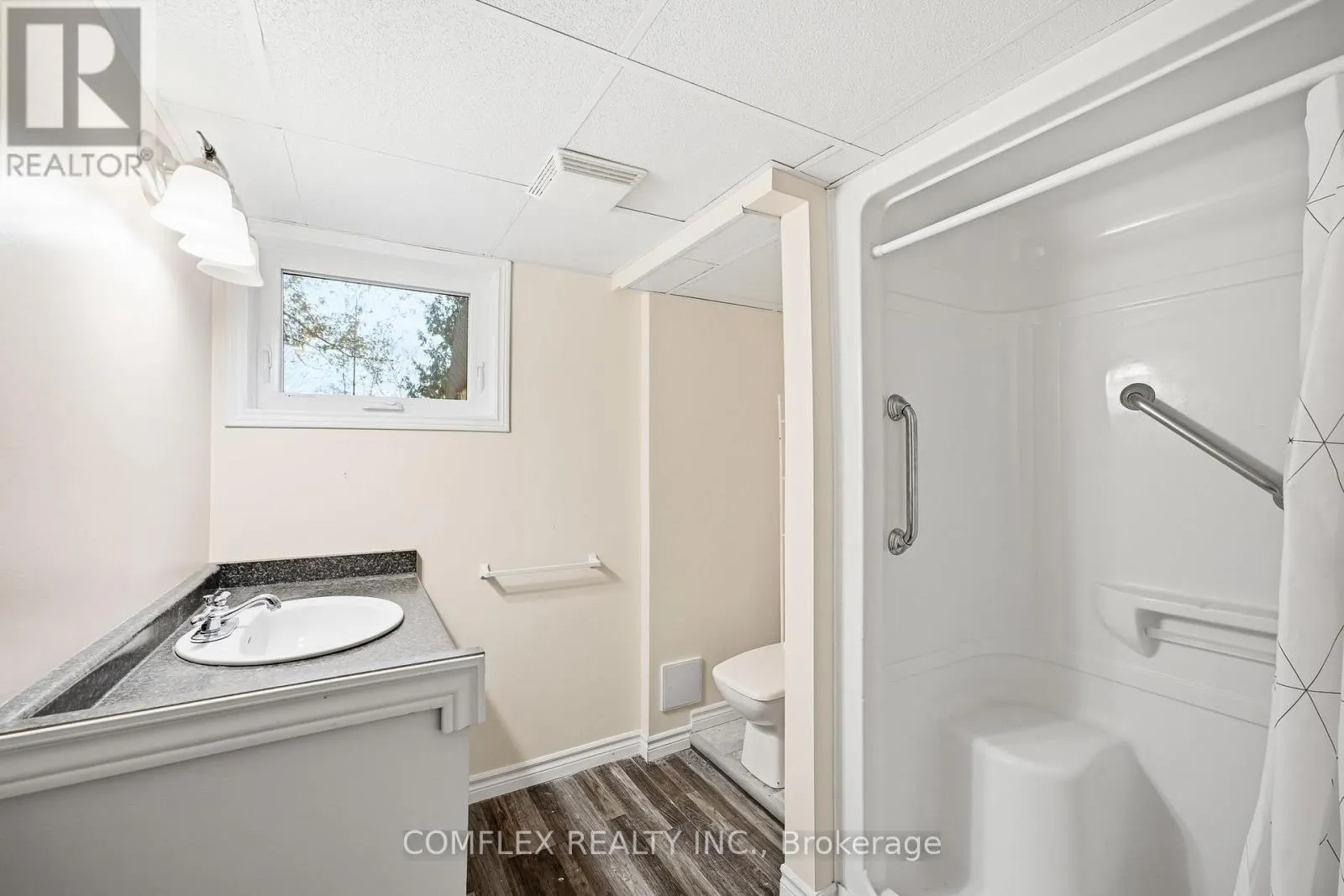 2651 MARSDALE DRIVE