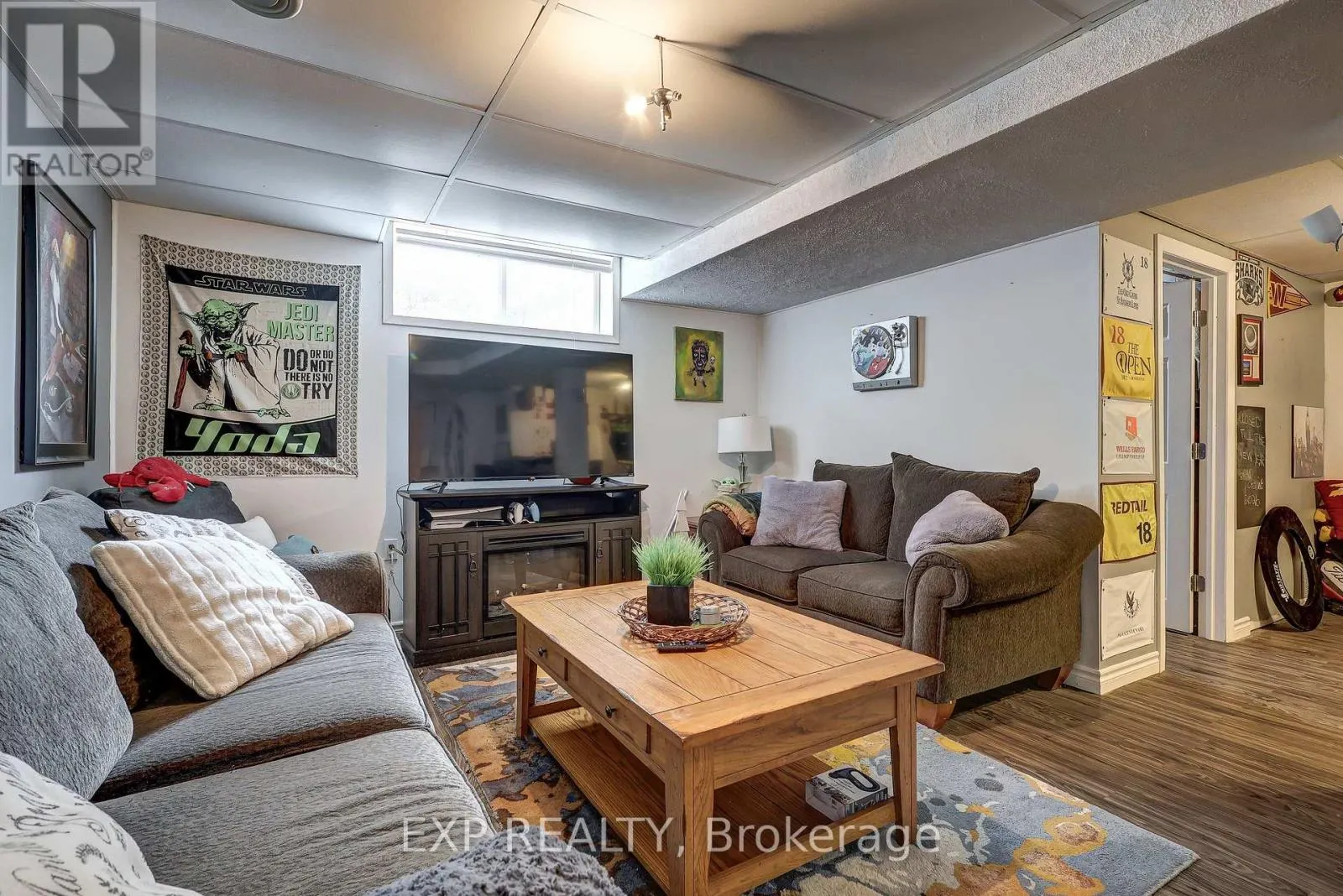 15 SCHREYER DRIVE