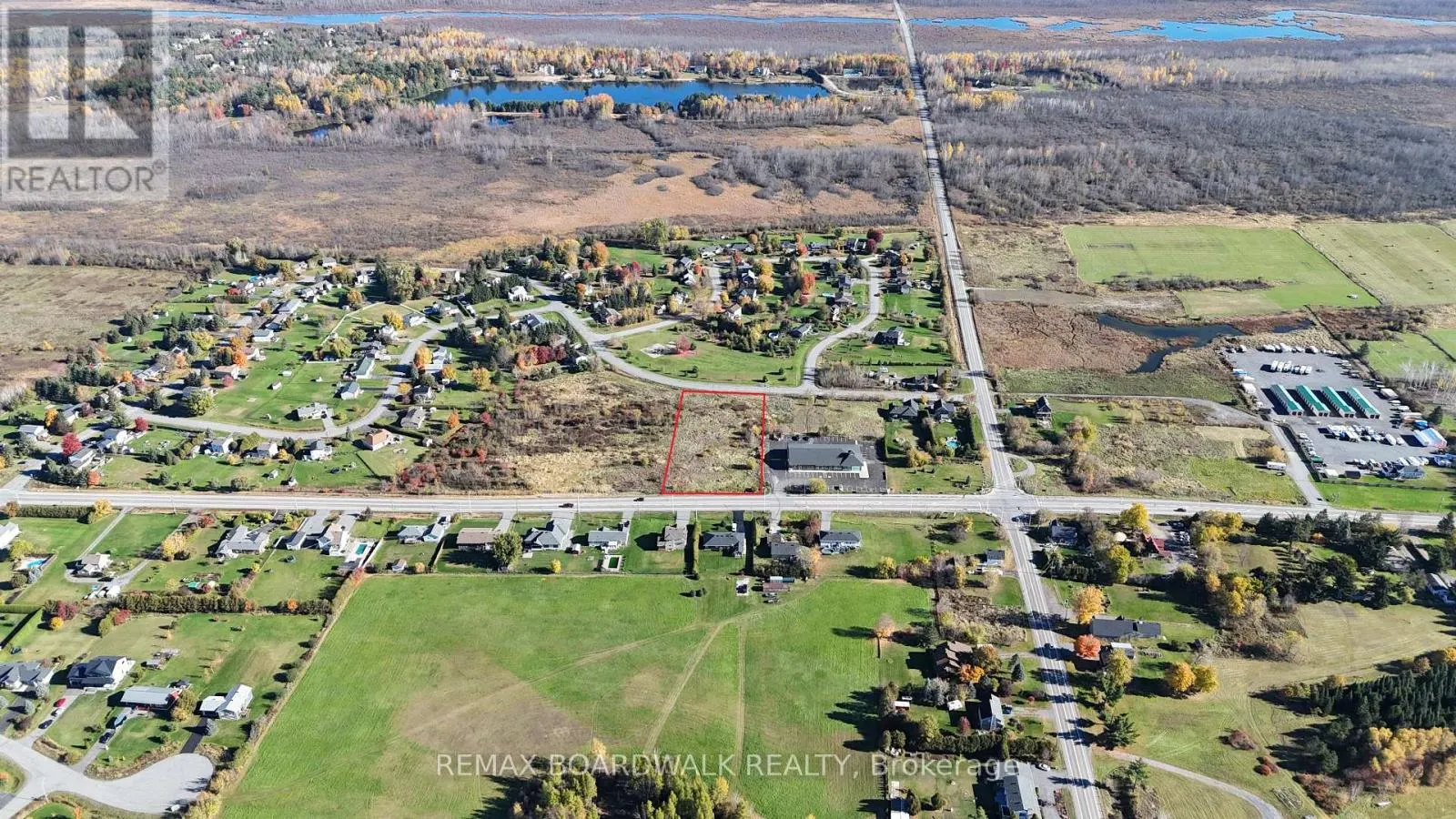 2826 DUNROBIN ROAD