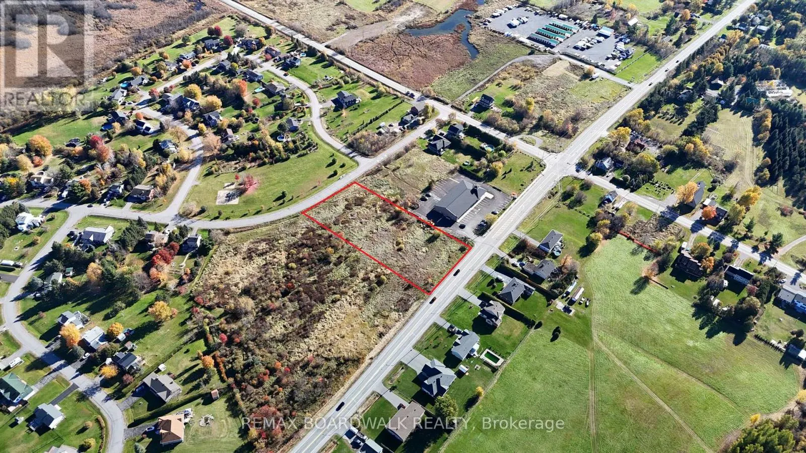 2826 DUNROBIN ROAD