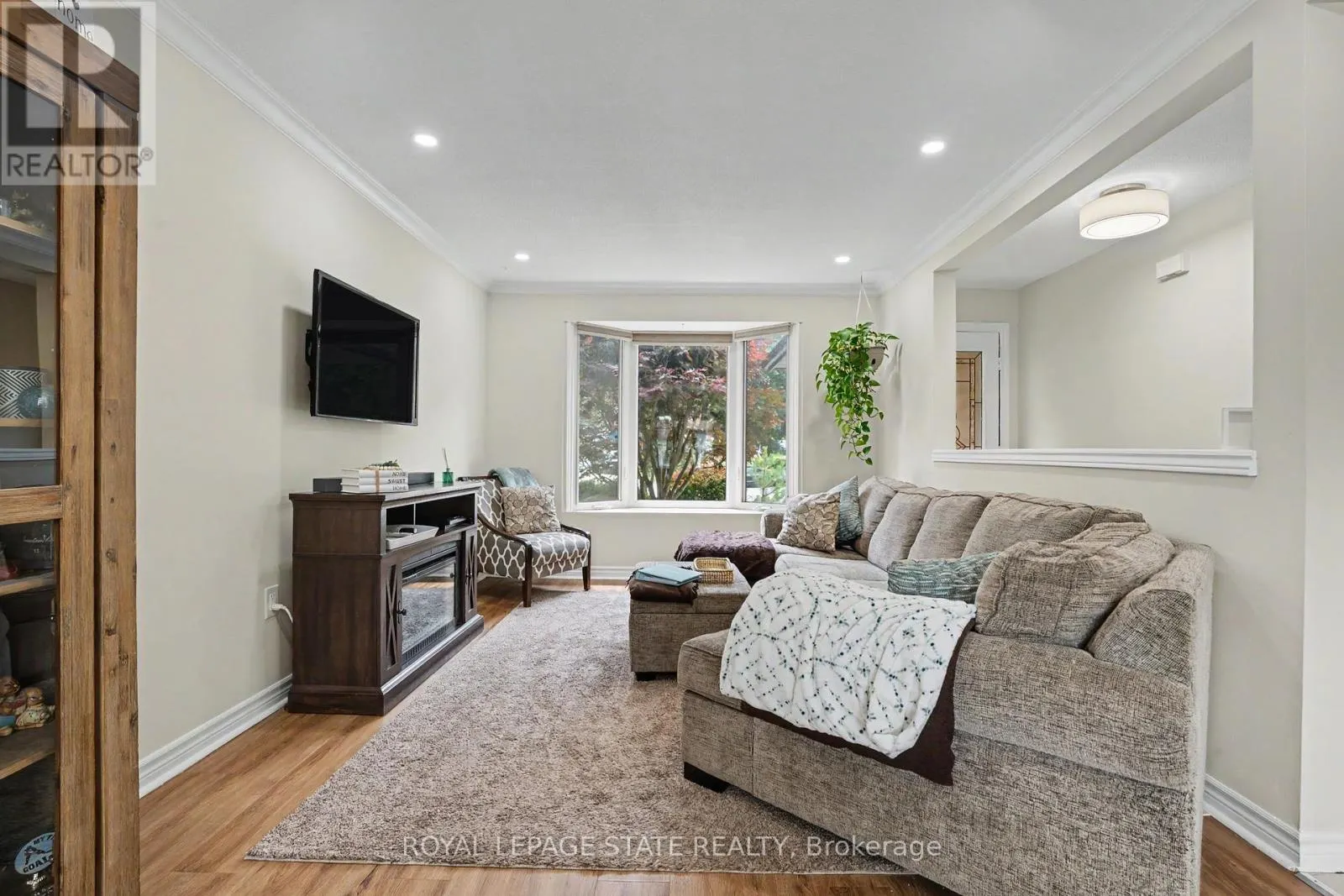 103 GLENASHTON DRIVE