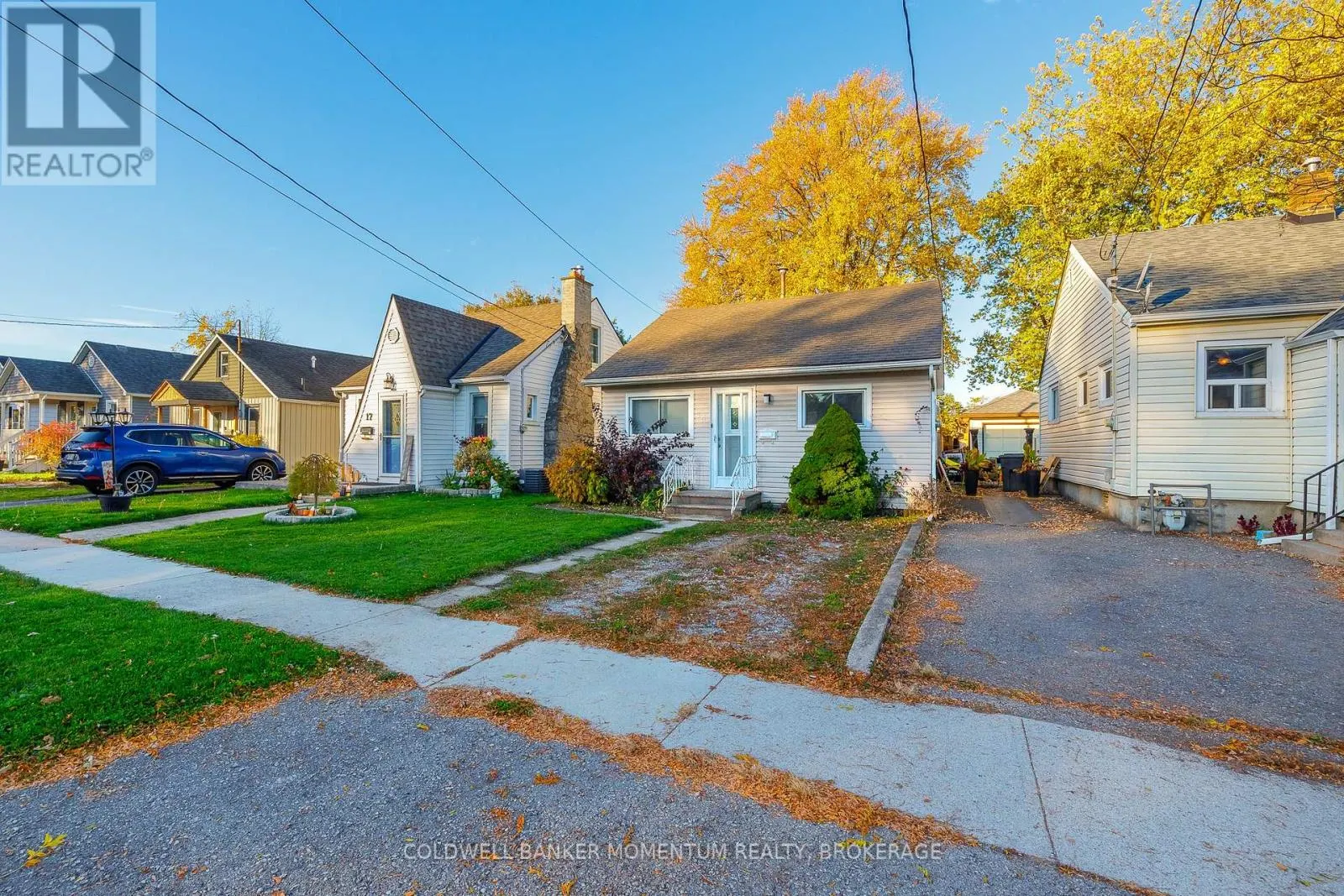 15 WALLACE AVENUE S