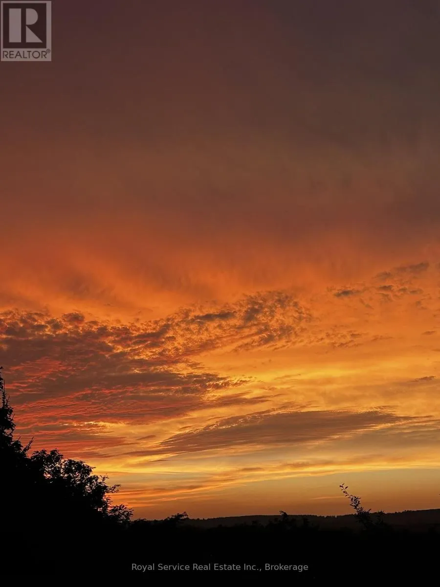 1636 GLENFOREST BOULEVARD