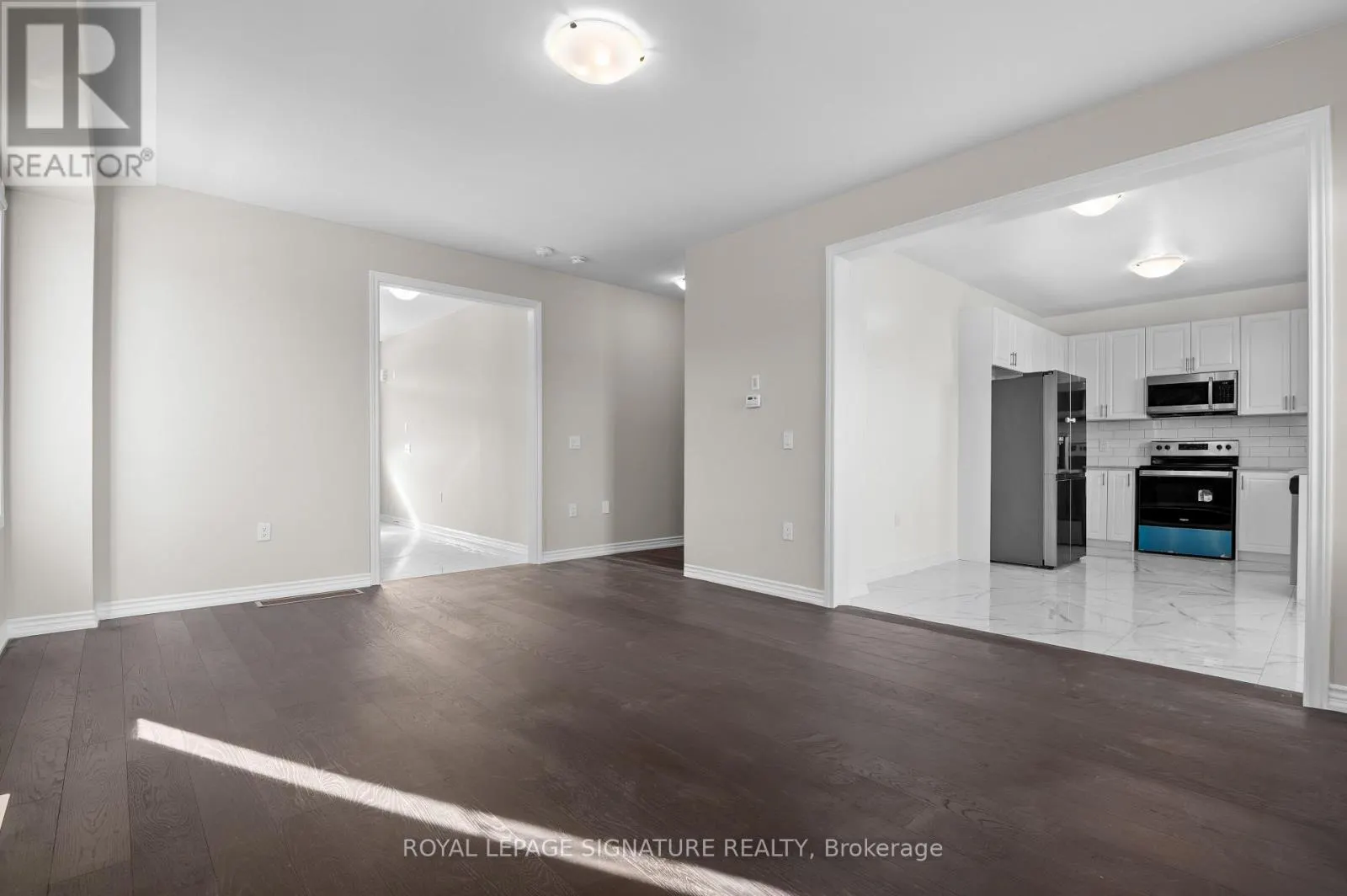 MAIN & UPPER FLOOR - 1 AITCHISON AVENUE