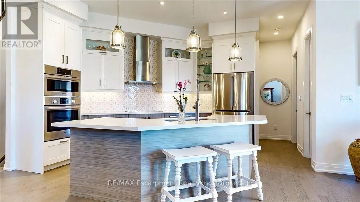 111 CLIPPERS LANE