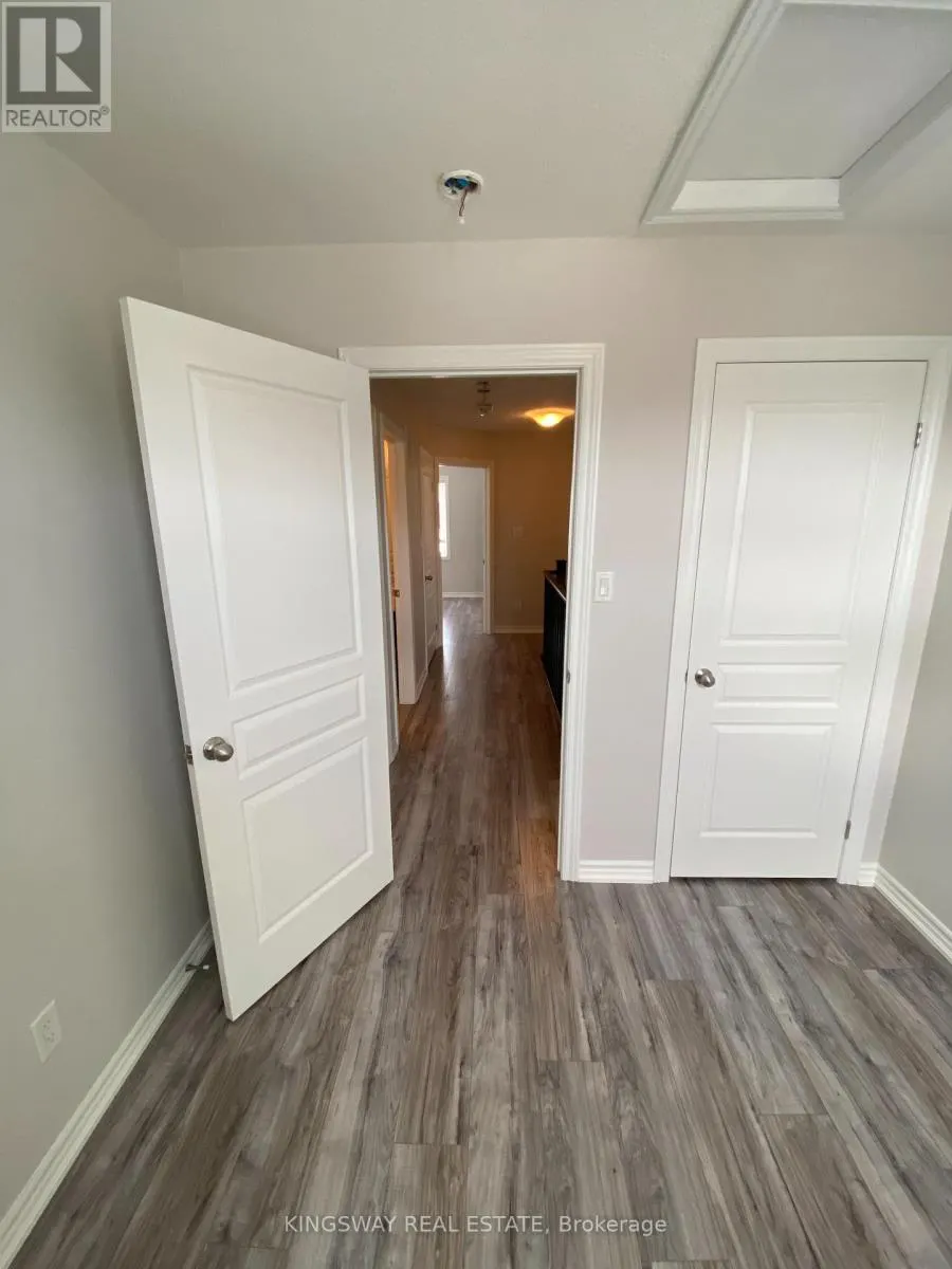 16 KENRIDGE TERRACE