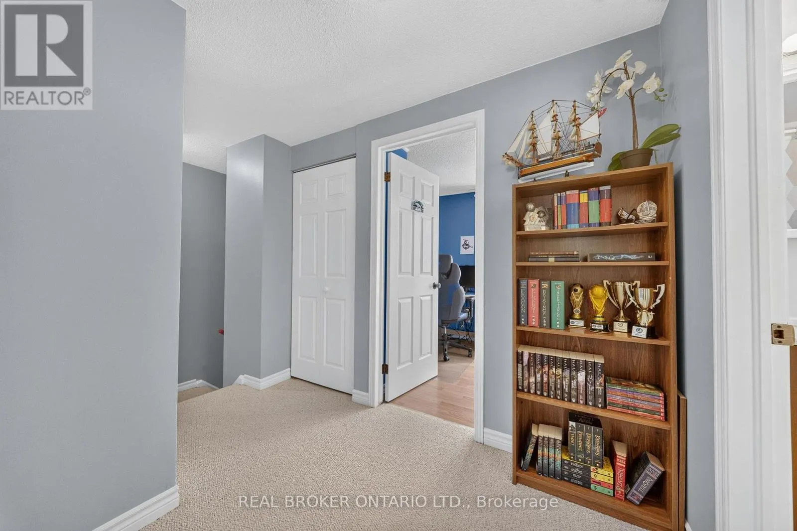 85 GLEDHILL CRESCENT