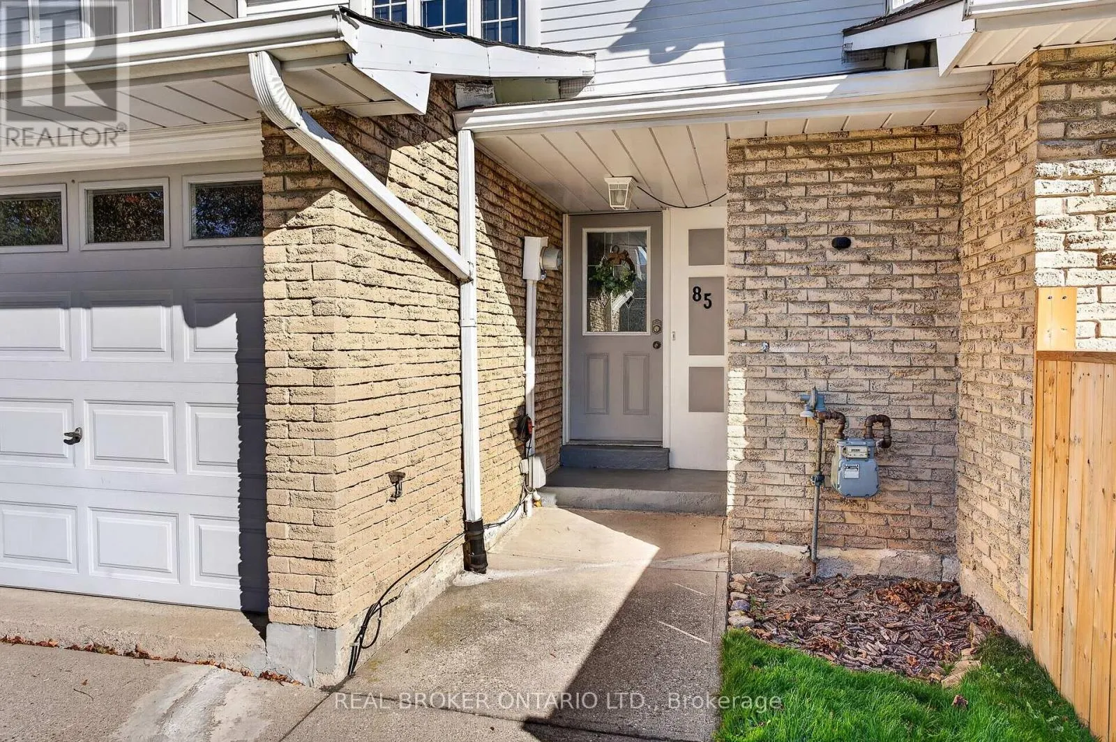 85 GLEDHILL CRESCENT