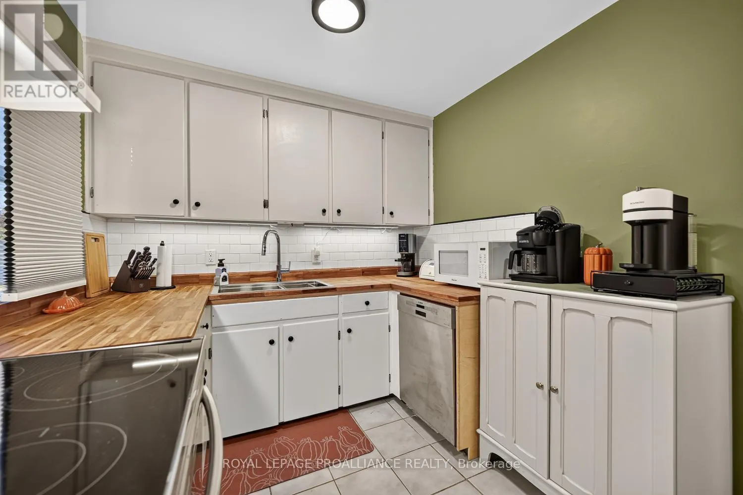 223 VICTOR ROAD