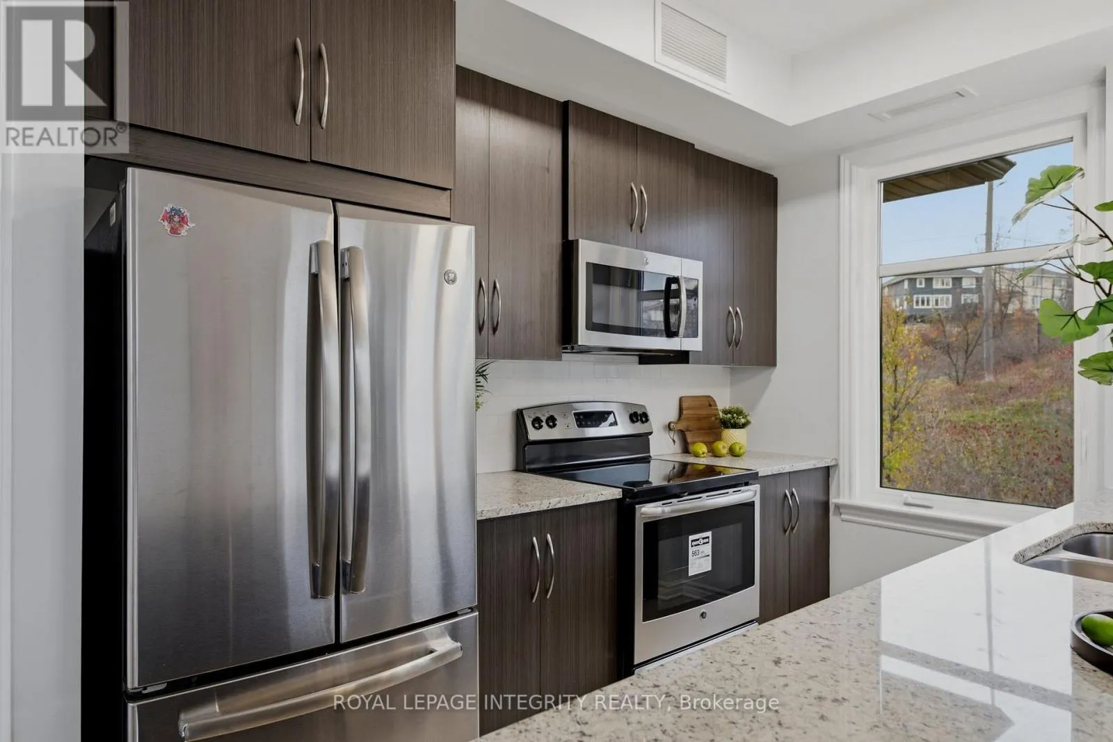 303 - 200 GUELPH PRIVATE