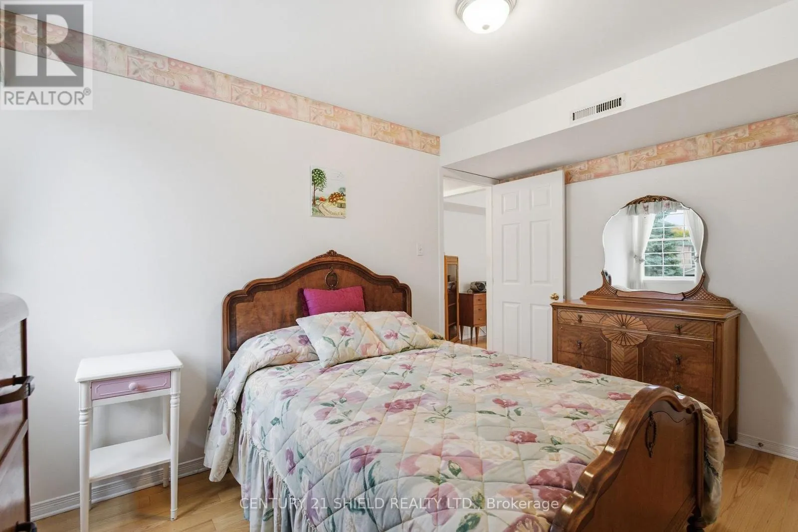 203 - 311 WATER STREET W