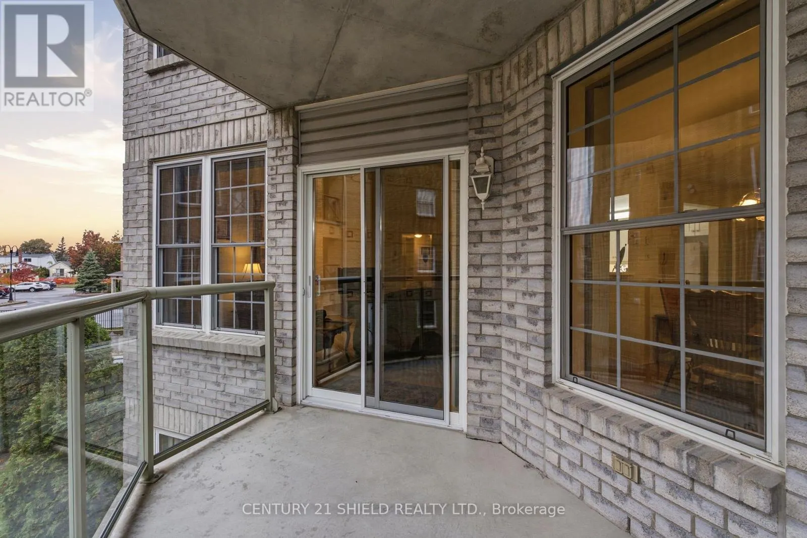 203 - 311 WATER STREET W