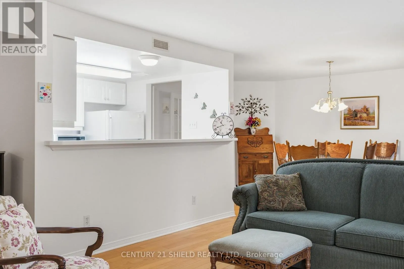 203 - 311 WATER STREET W
