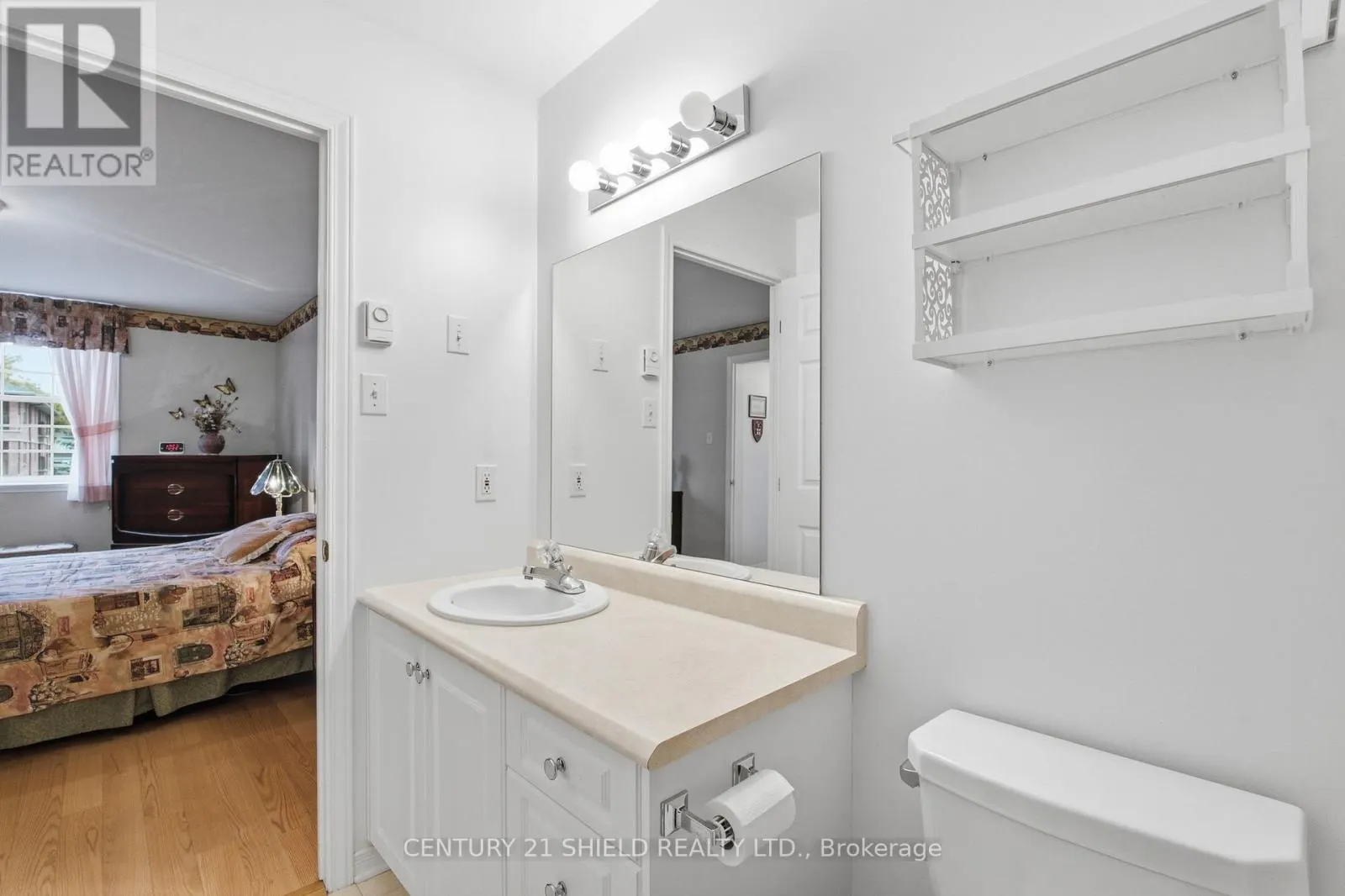 203 - 311 WATER STREET W