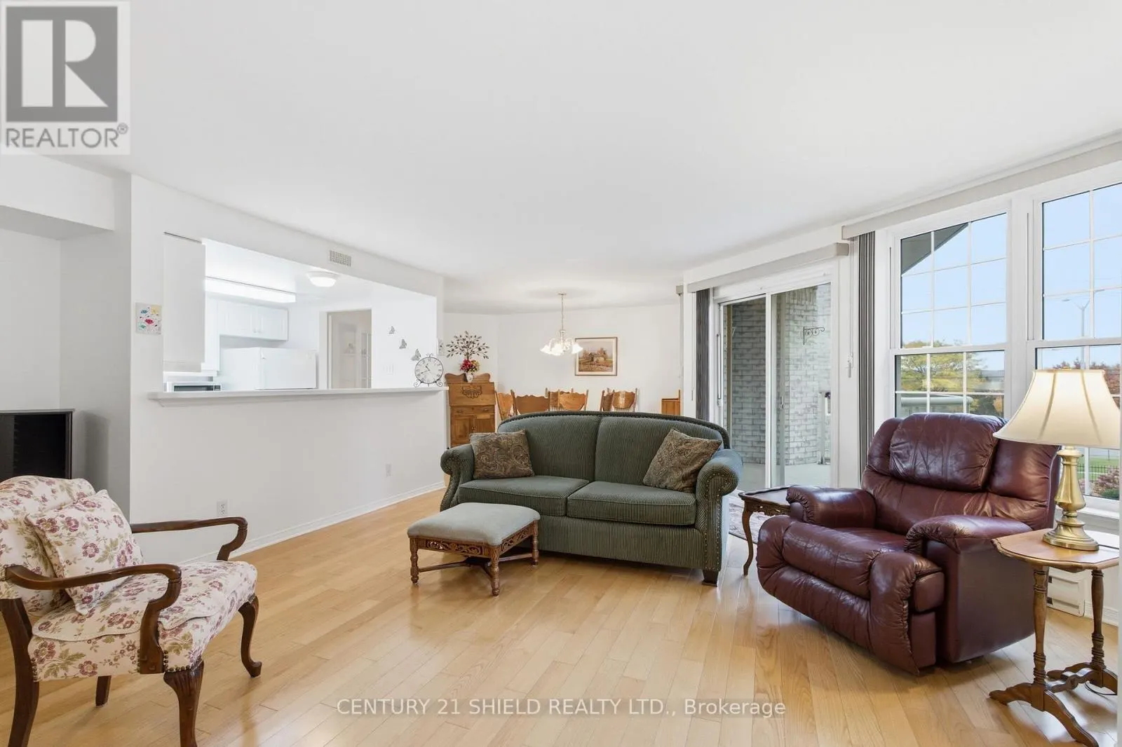 203 - 311 WATER STREET W