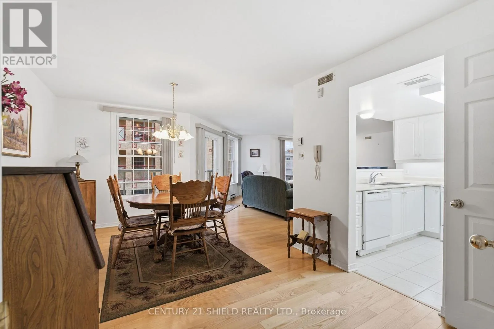 203 - 311 WATER STREET W