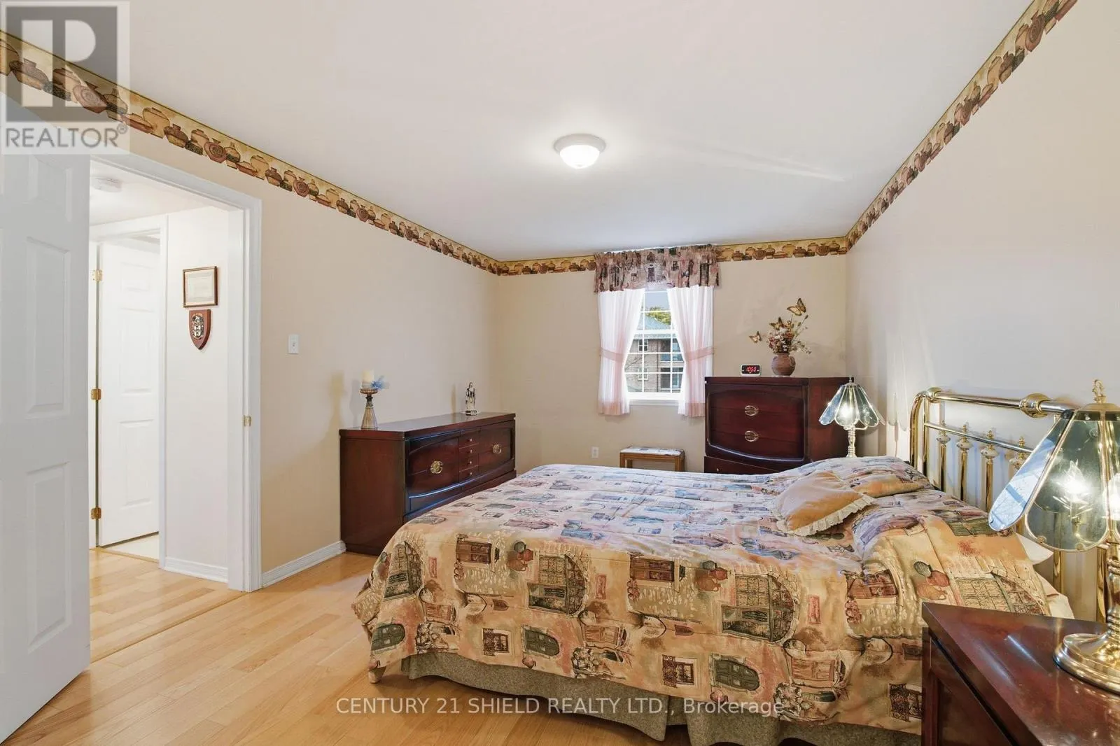 203 - 311 WATER STREET W