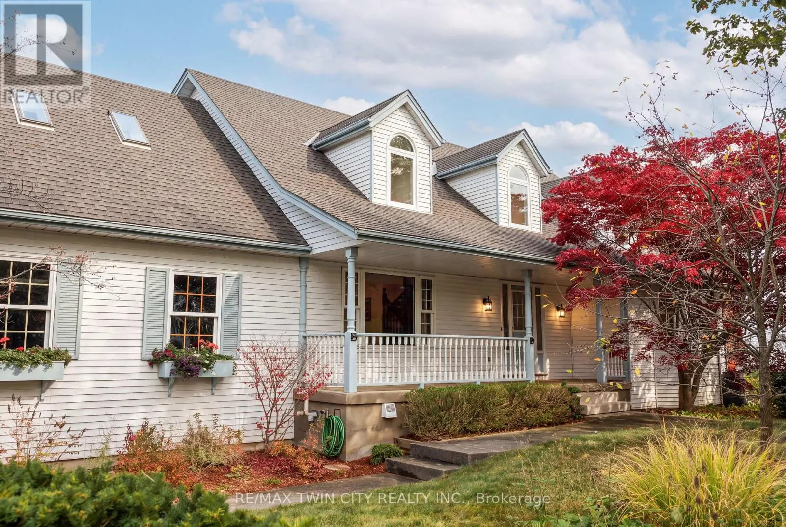 575 HEMINGWAY PLACE