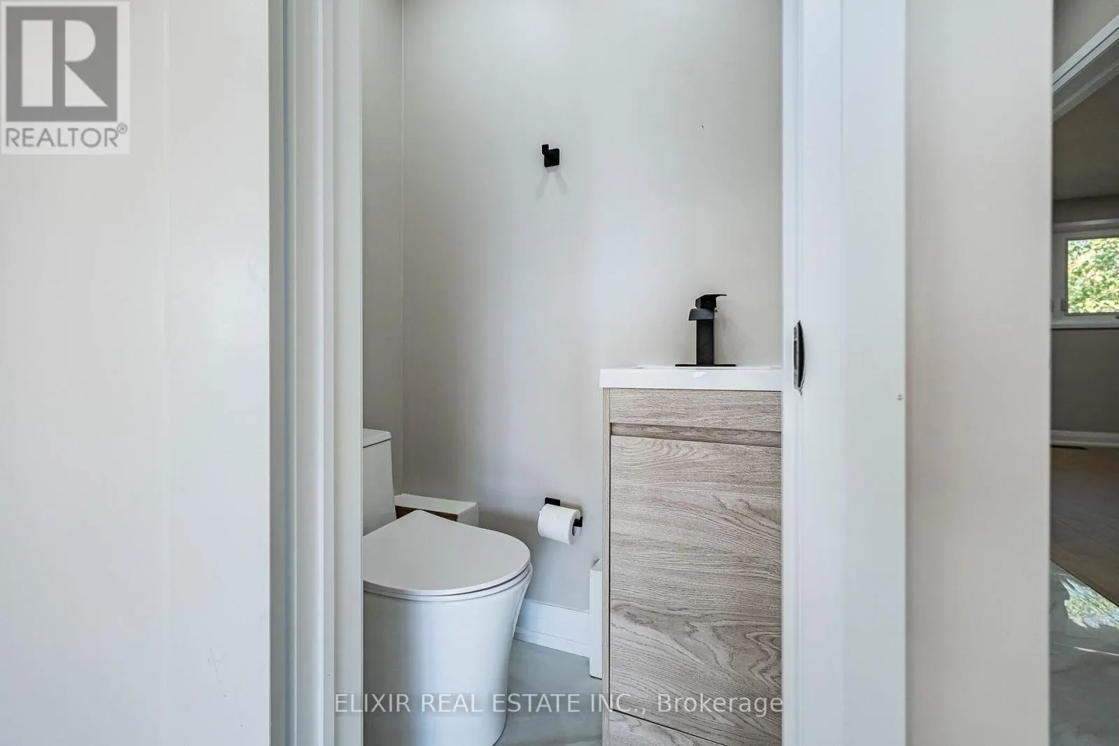 UPPER - 135 NUGENT DRIVE