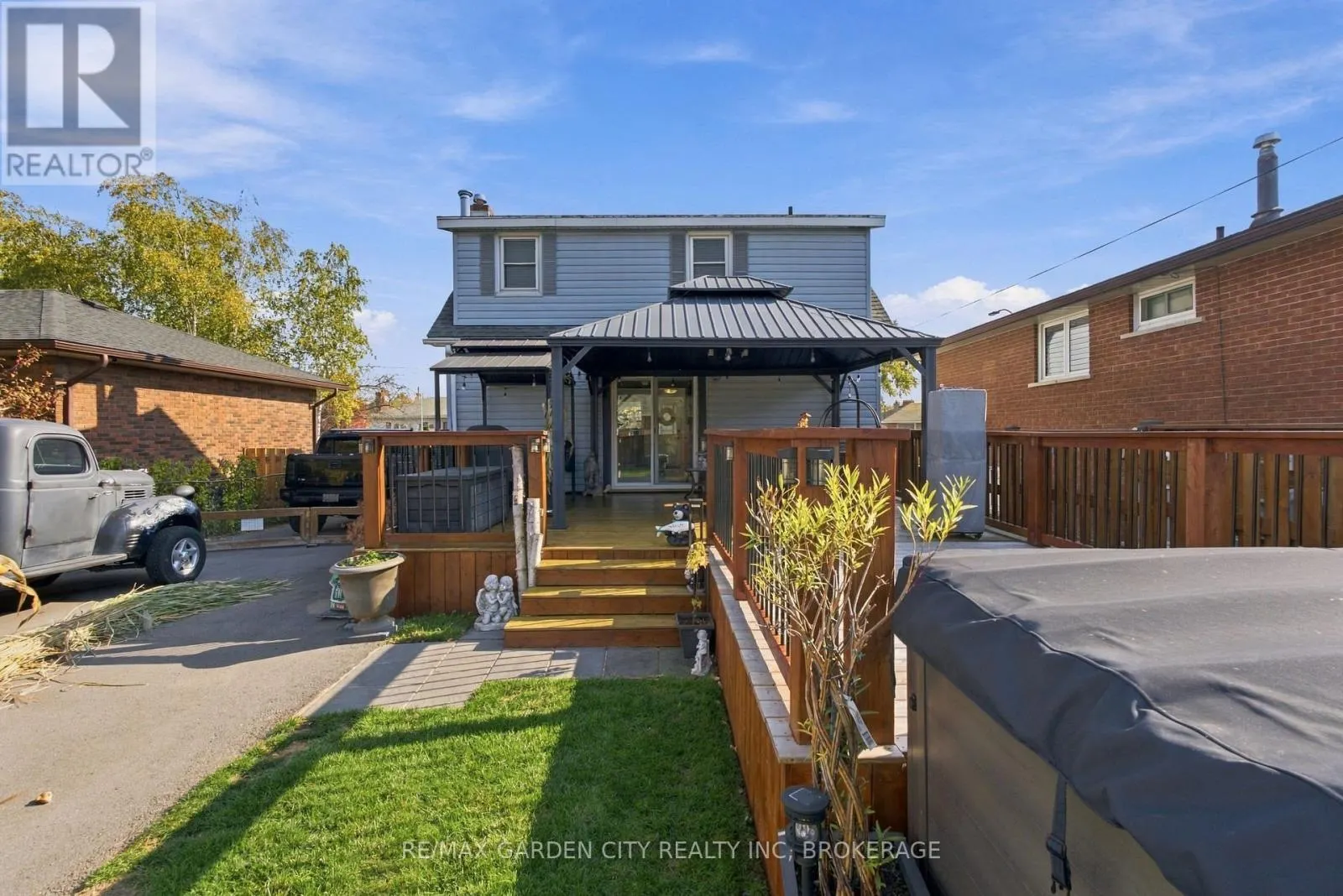 226 MARSHALL AVENUE