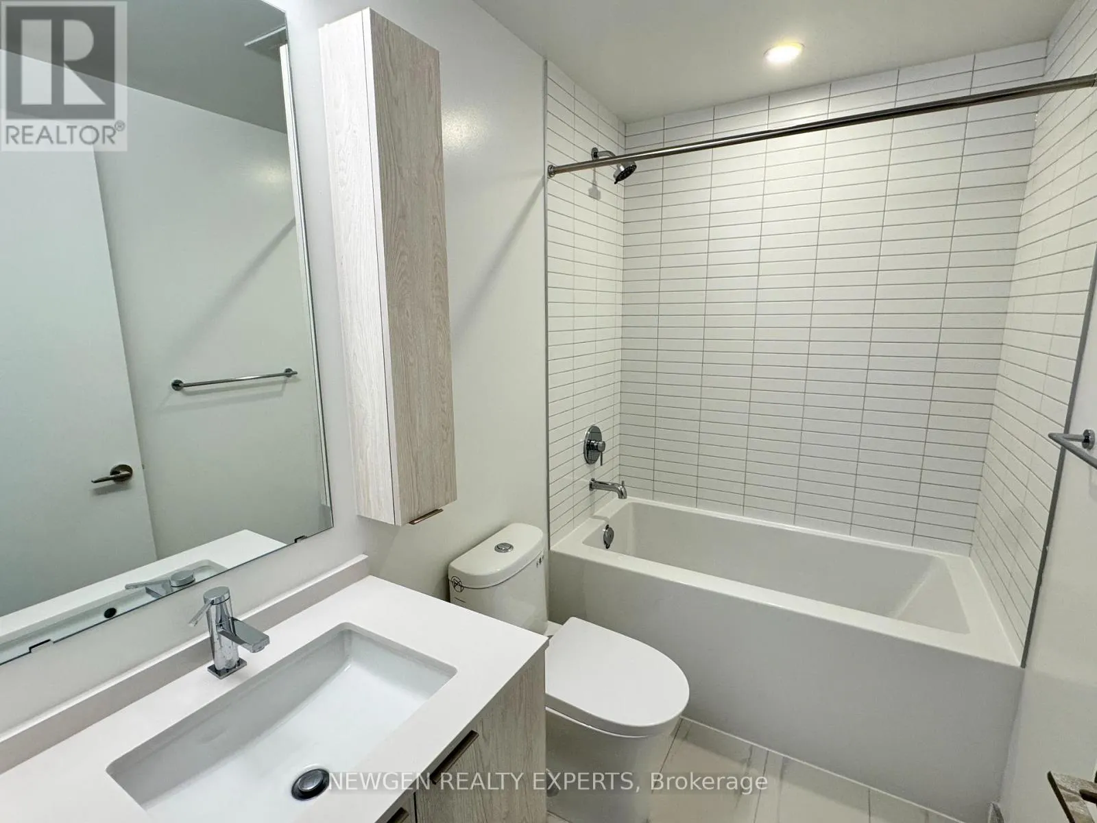 1415 - 101 JOHN STREET N