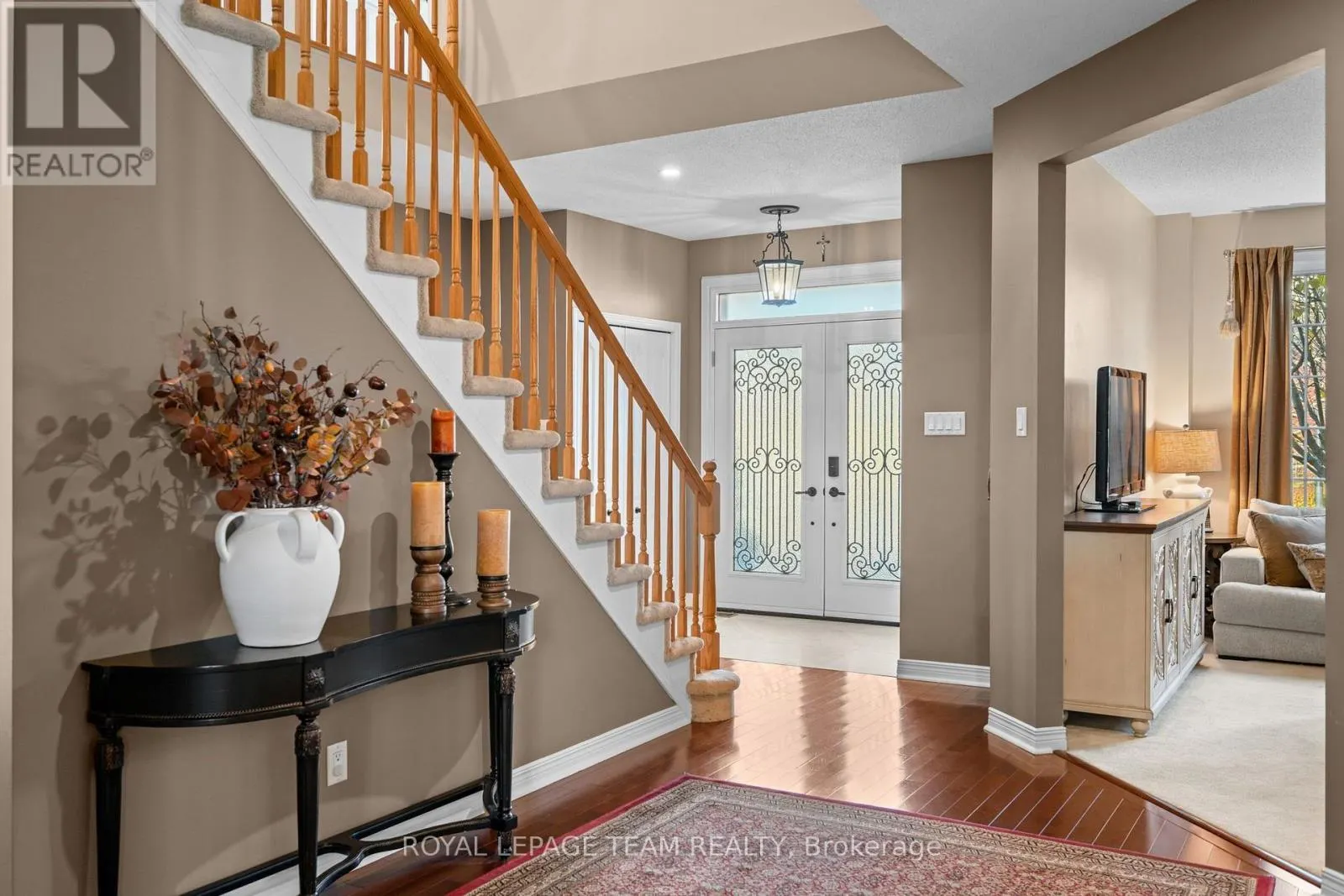 16 SIROCCO CRESCENT