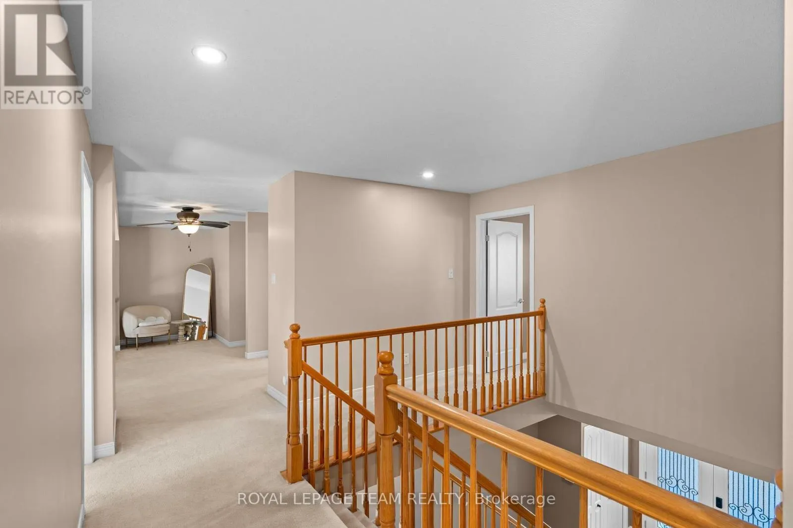 16 SIROCCO CRESCENT