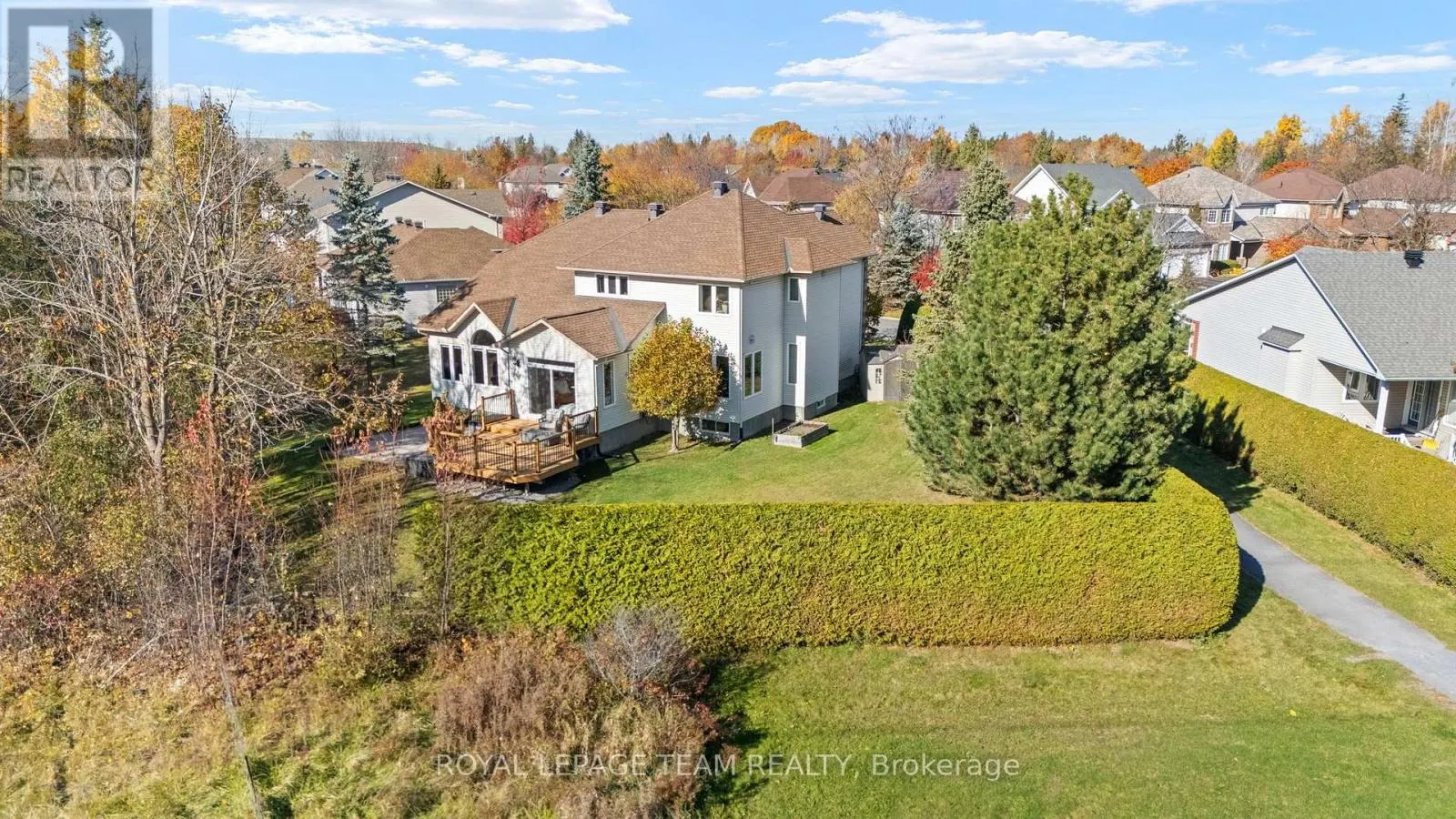 16 SIROCCO CRESCENT