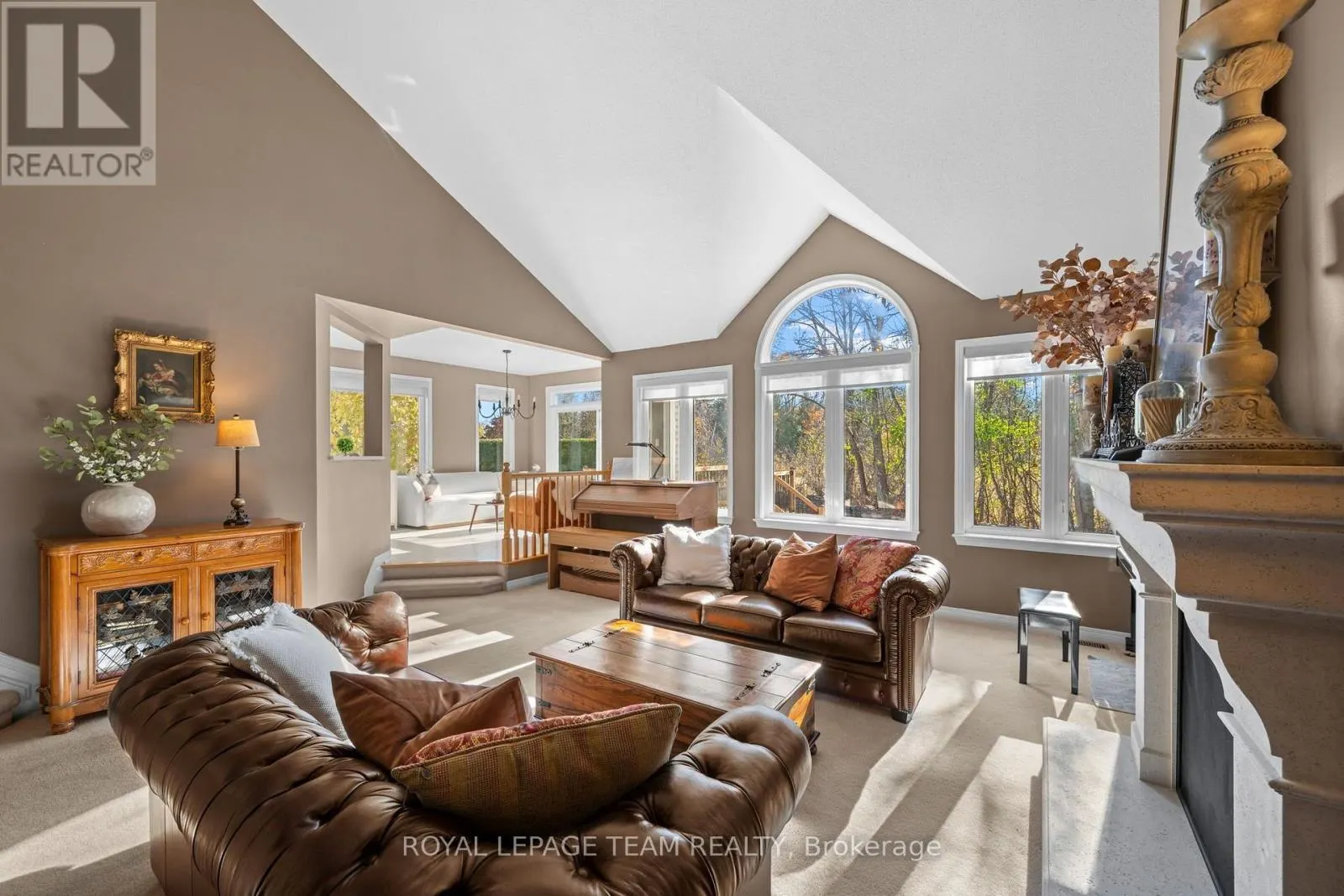 16 SIROCCO CRESCENT