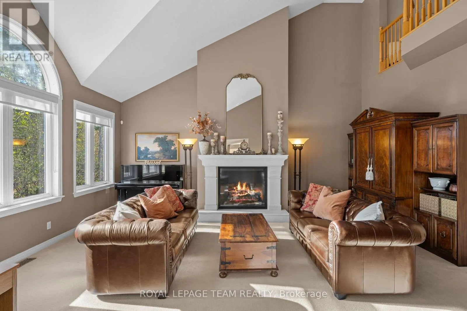 16 SIROCCO CRESCENT