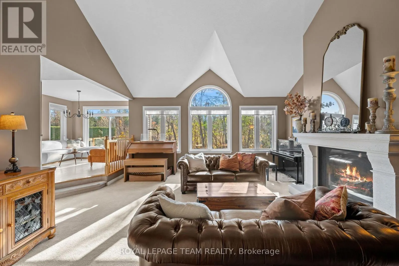 16 SIROCCO CRESCENT