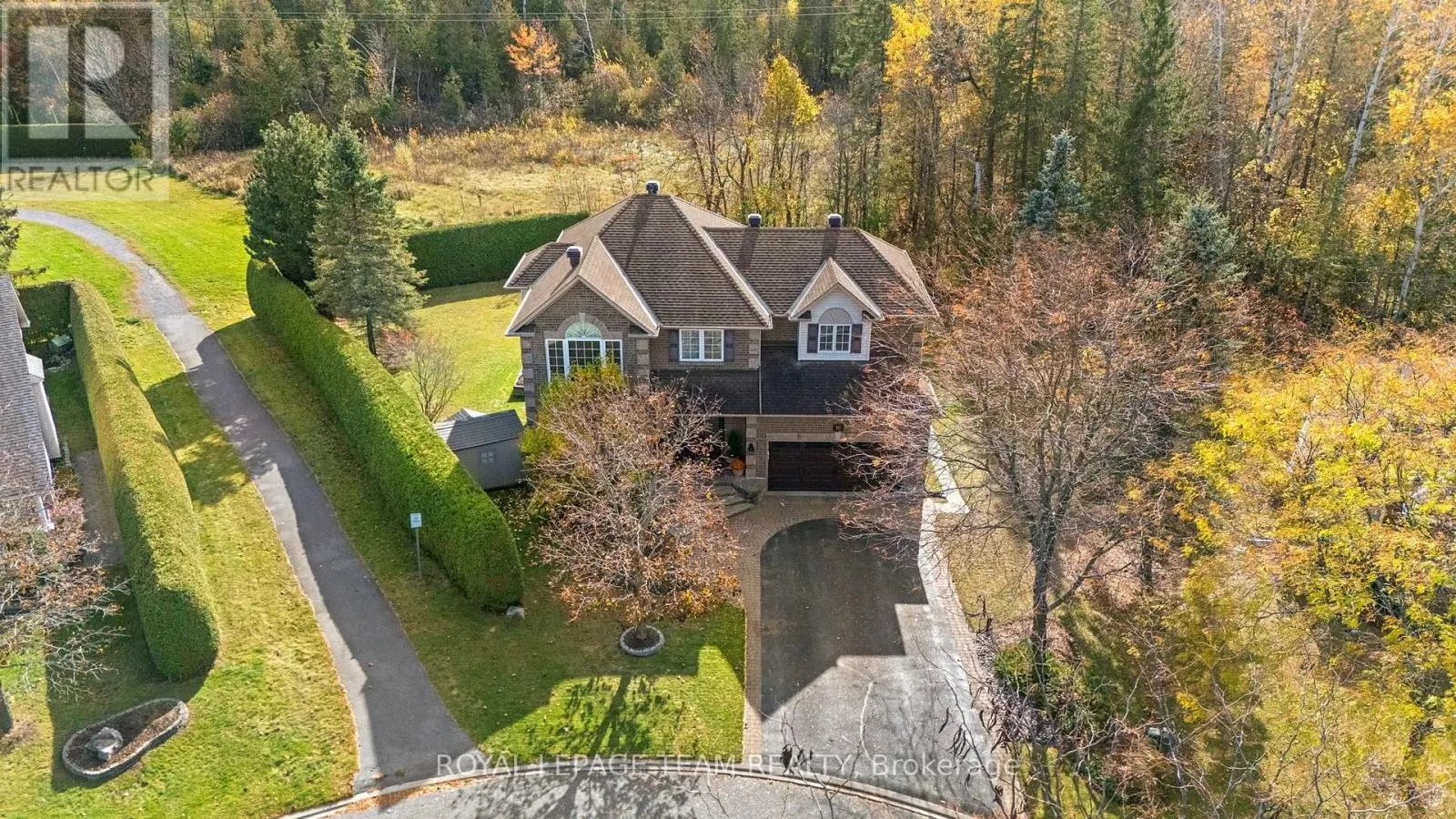 16 SIROCCO CRESCENT