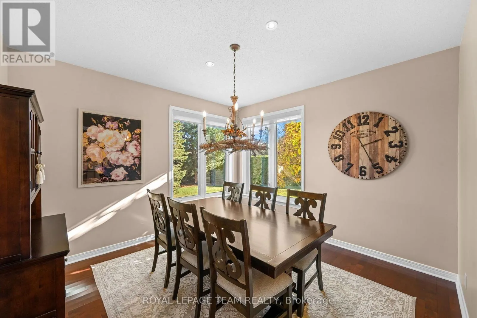 16 SIROCCO CRESCENT