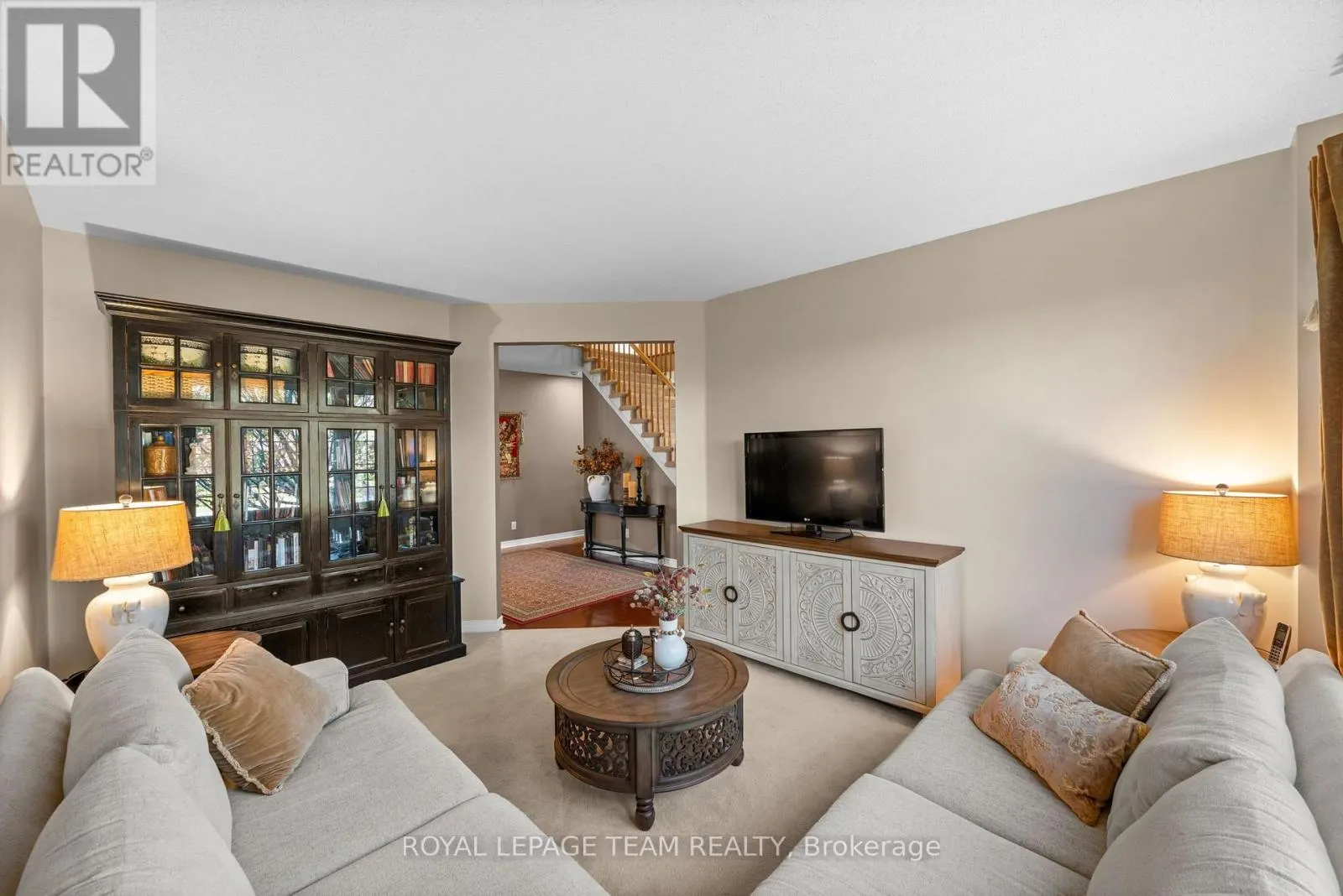 16 SIROCCO CRESCENT