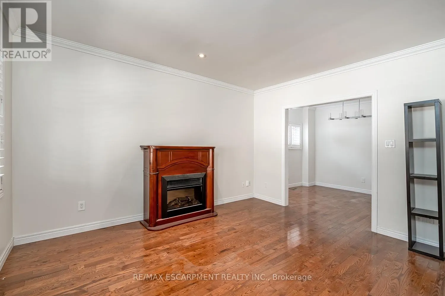 65 KENILWORTH AVENUE S
