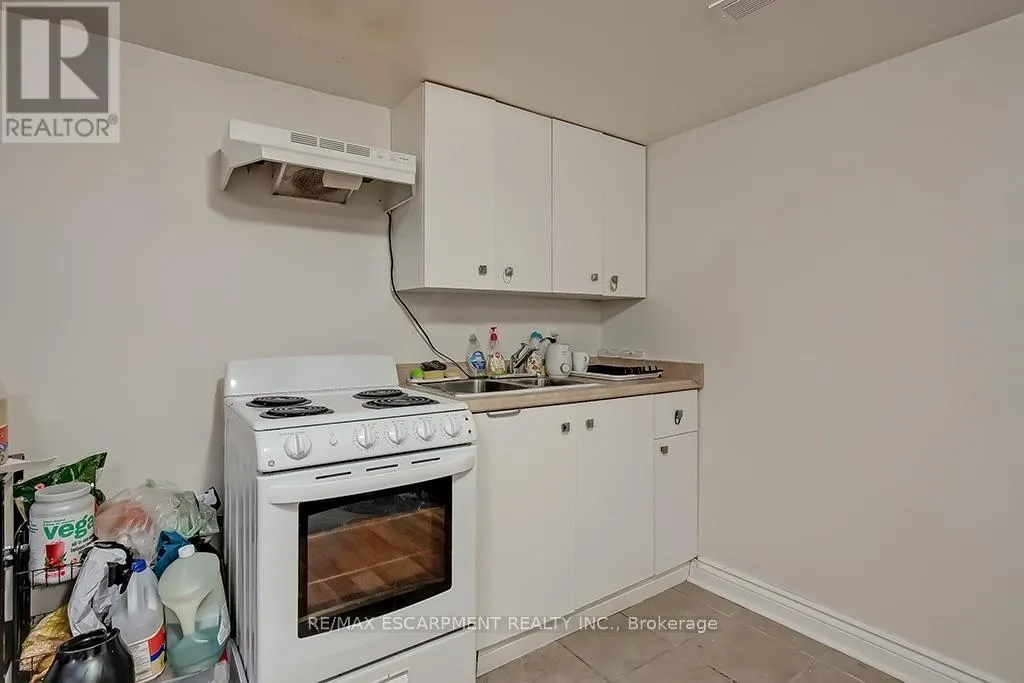 65 KENILWORTH AVENUE S