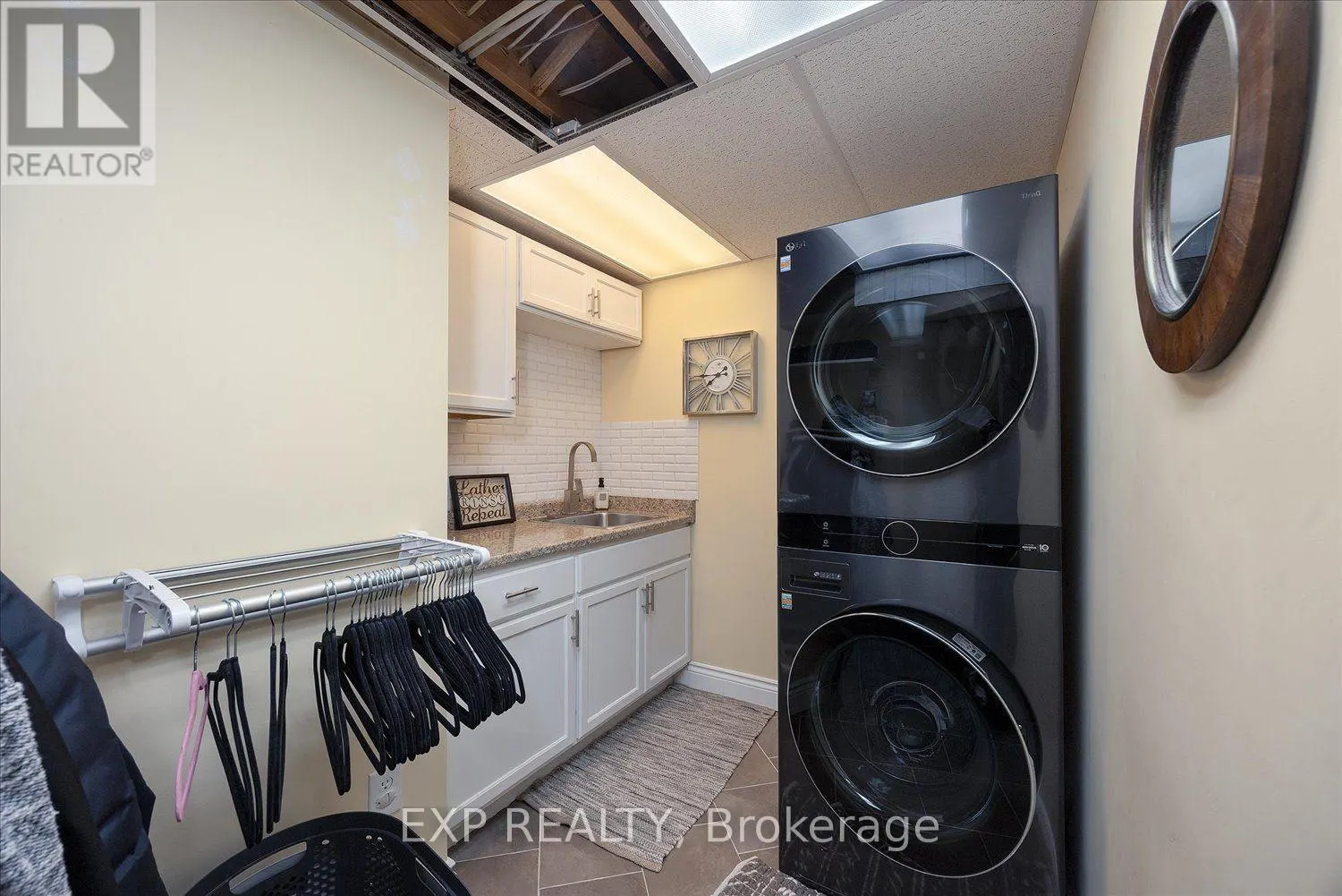 2285 BELLSMITH COURT
