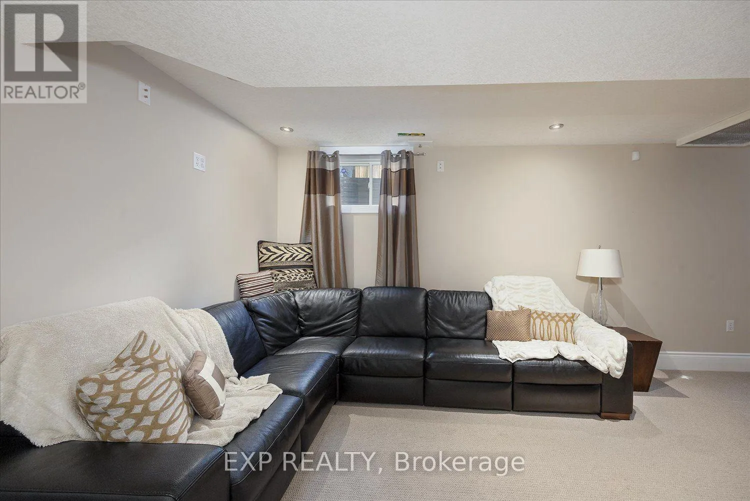 2285 BELLSMITH COURT