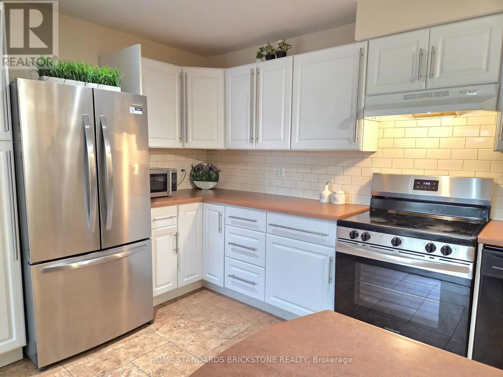 67B - 790 ST ANDRE DRIVE
