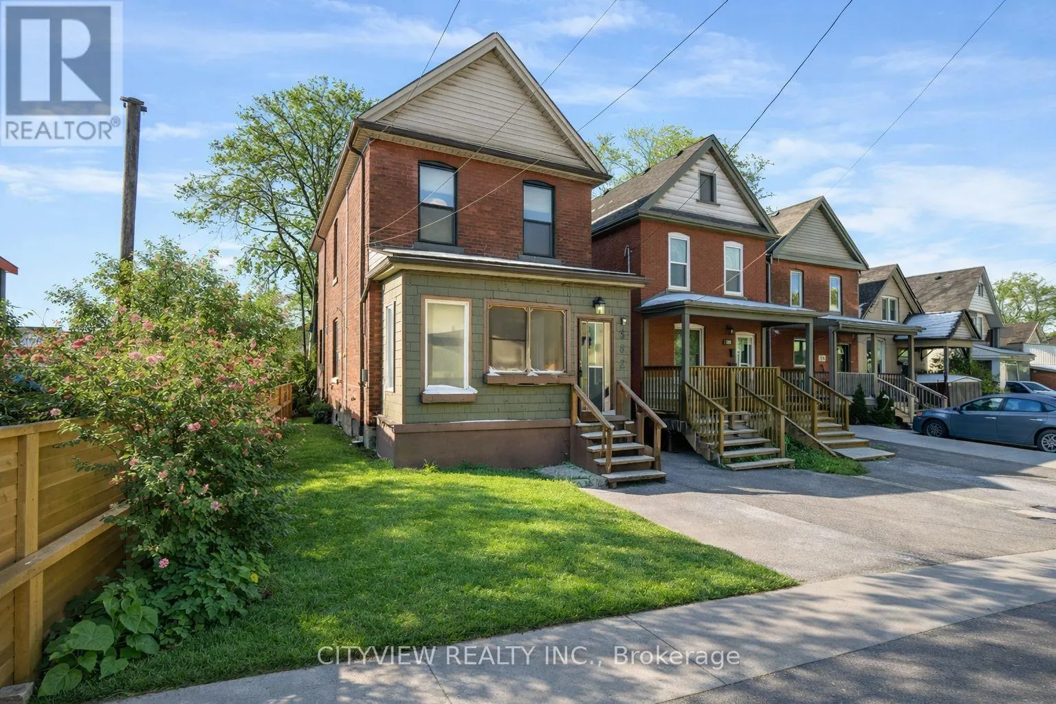 382 BEACH ROAD