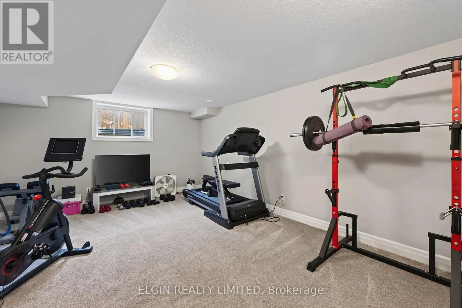 14 MUIRFIELD DRIVE