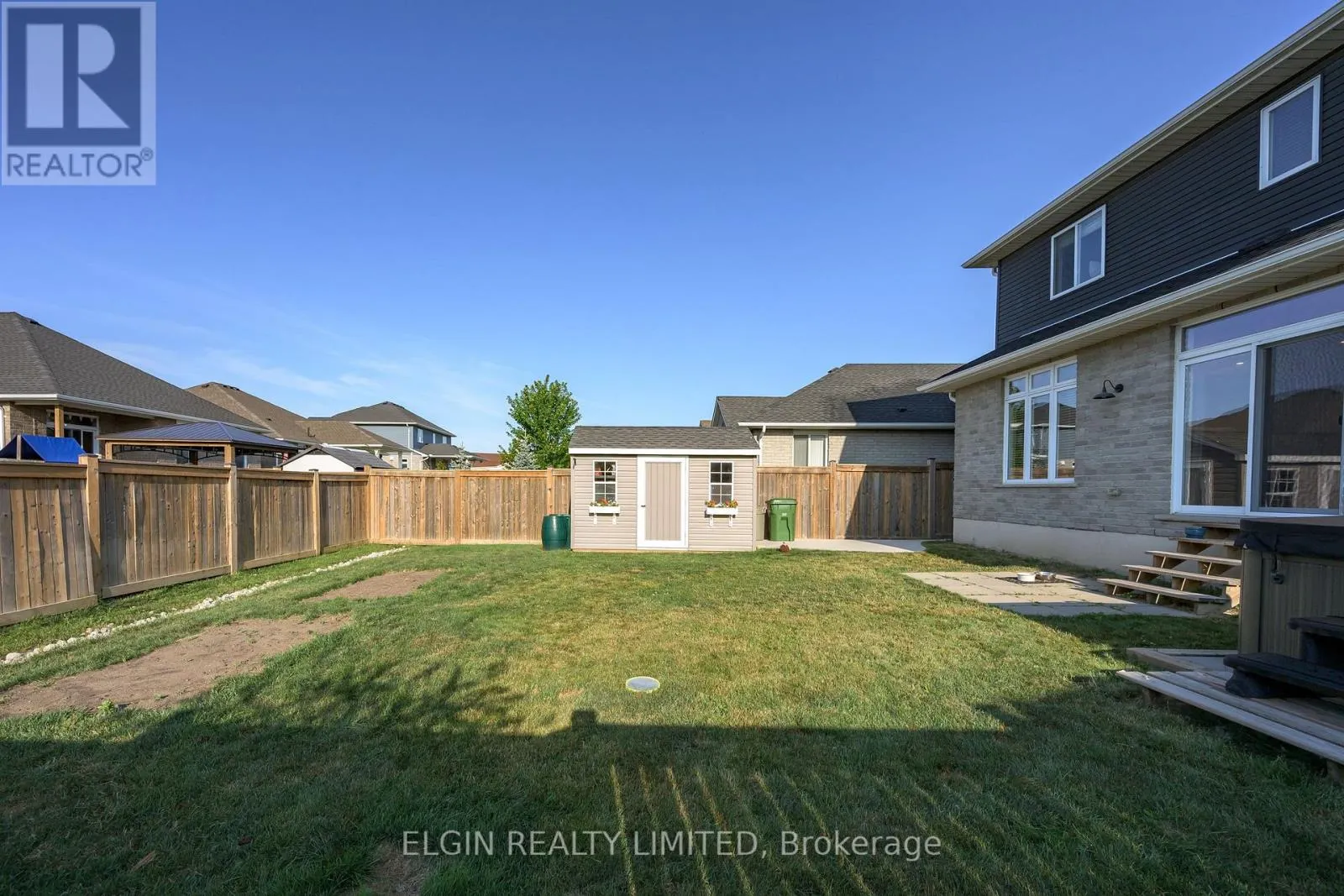 14 MUIRFIELD DRIVE